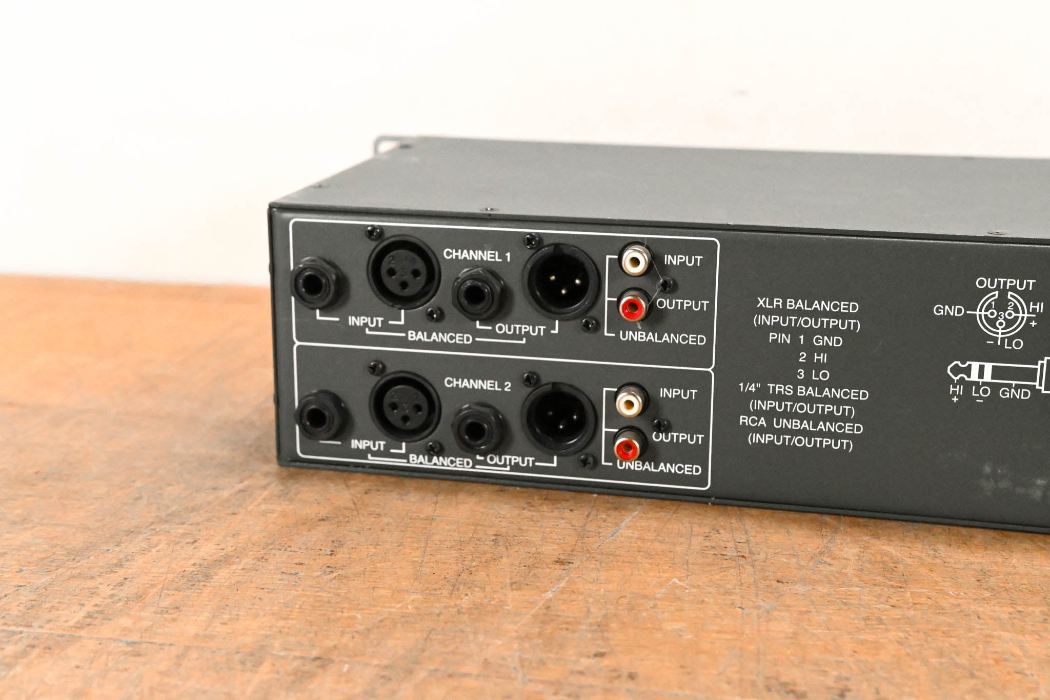 ART EQ-355 Dual-Channel 31-Band Graphic Equalizer
