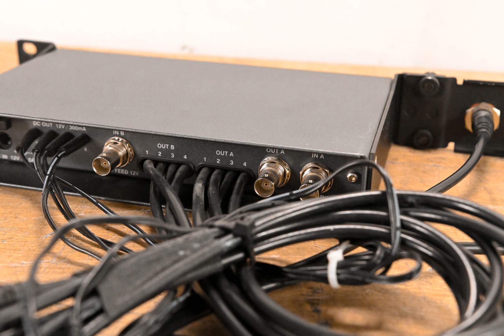 Sennheiser ASP 2 Antenna and Power Distribution System (NO POWER SUPPLY)