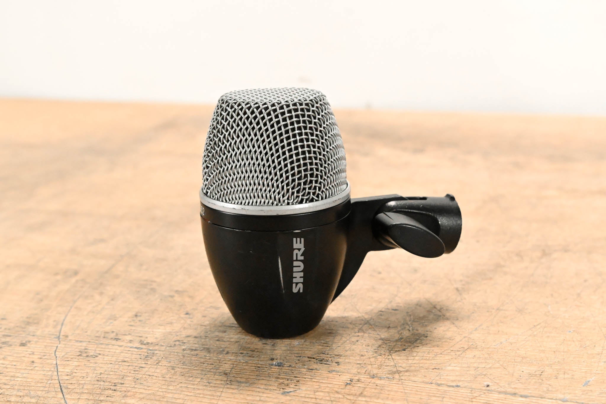 Shure PG52 Cardioid Dynamic Kick Drum Microphone