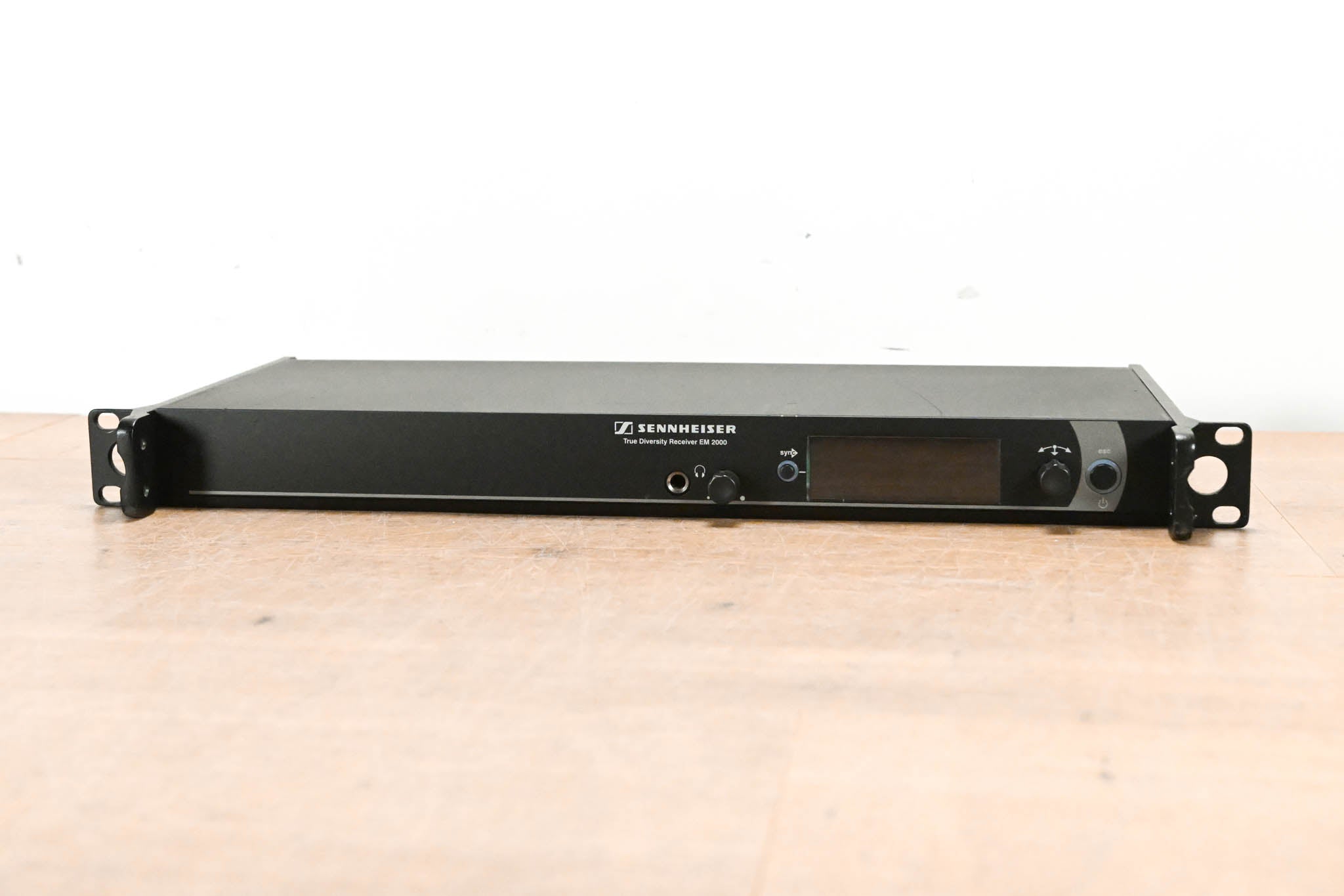 Sennheiser EM 2000 Wireless Microphone Receiver - Aw Range: 516-558 MHz