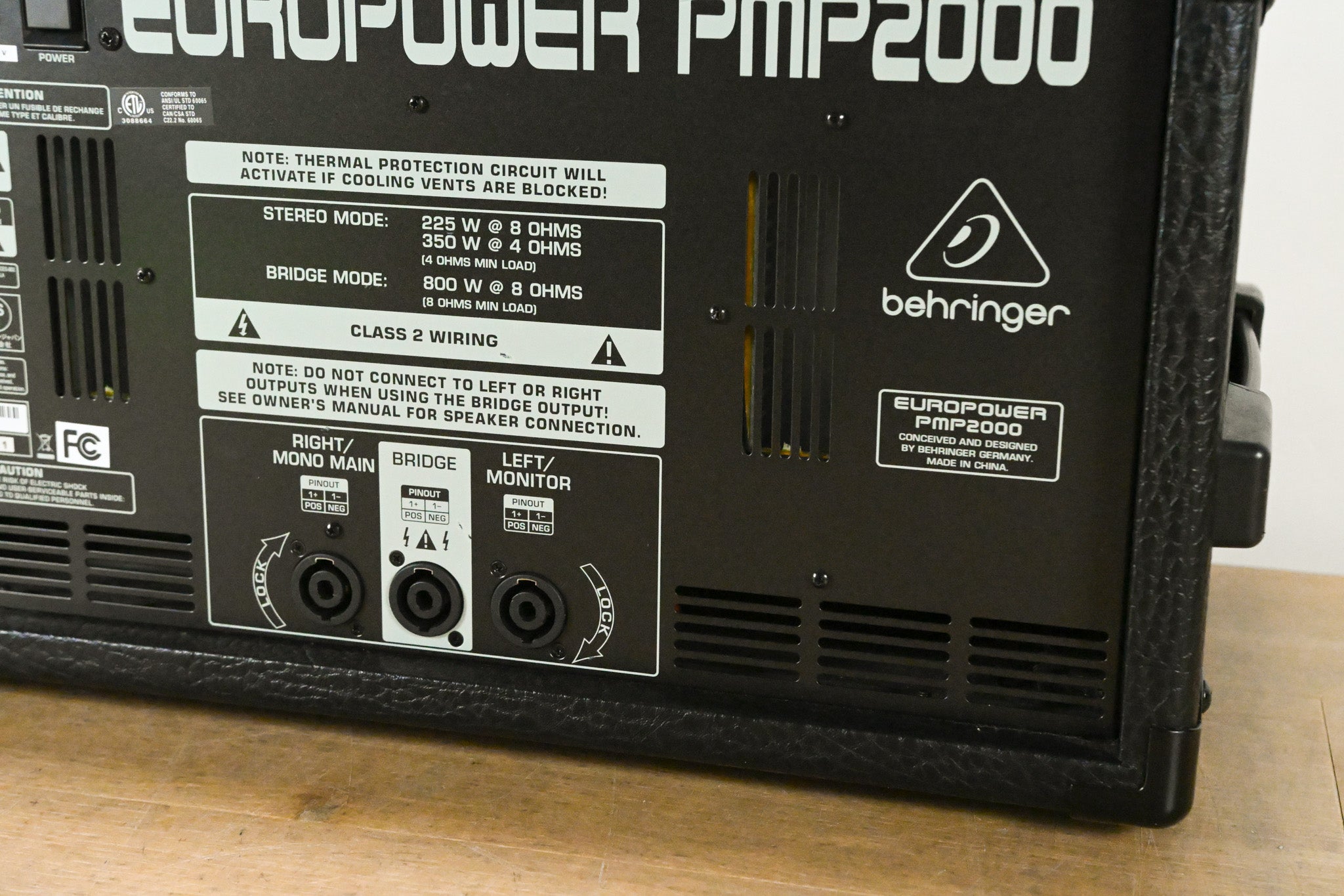 Behringer Europower PMP2000  800-Watt 10-Channel Powered Mixer