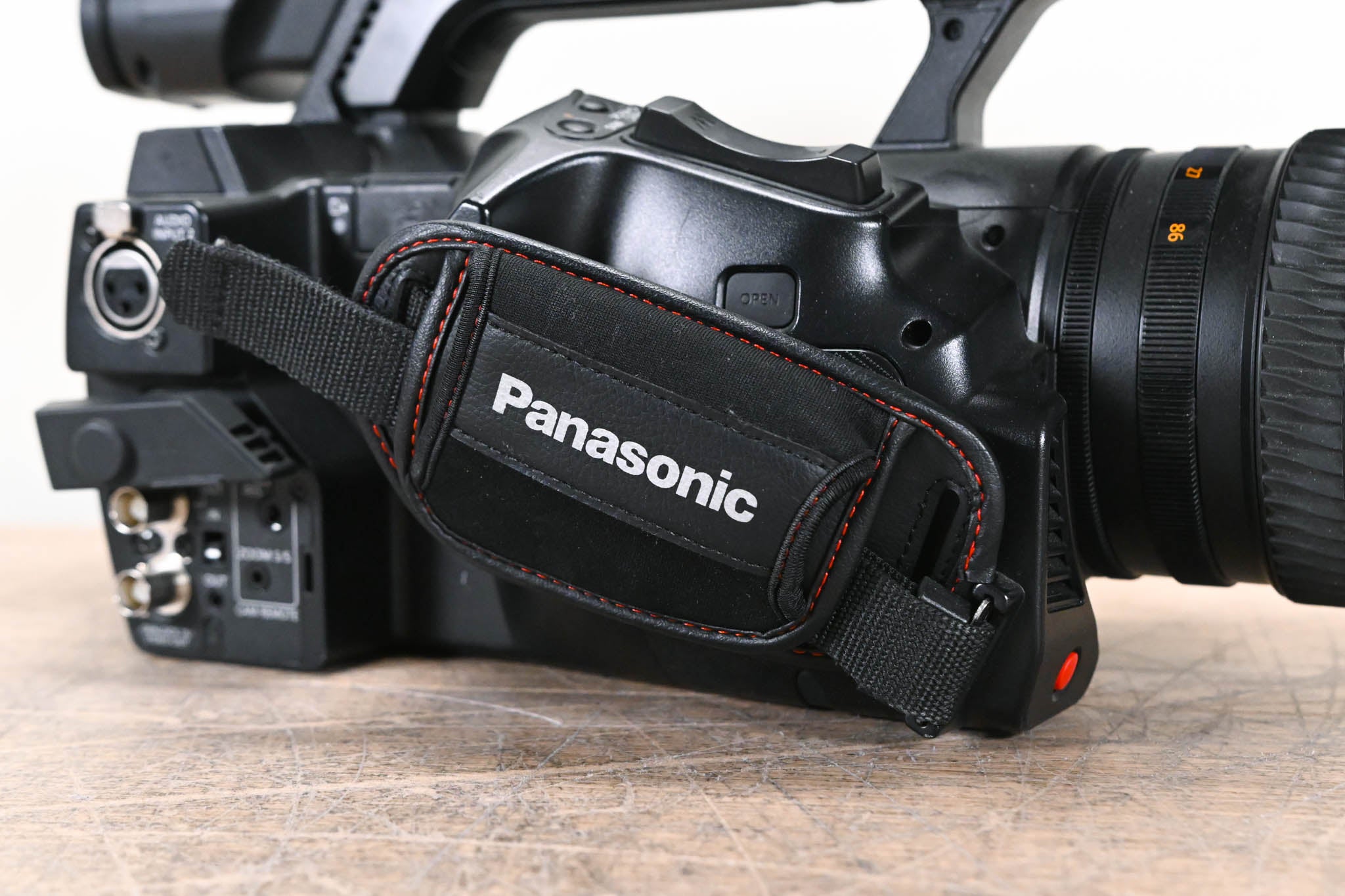 Panasonic AJ-PX270 microP2 AVC-ULTRA Handheld HD Camcorder