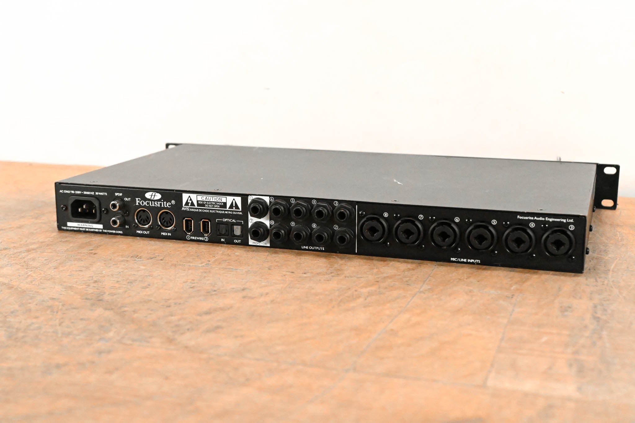 Focusrite Saffire PRO 40 オーディオインターフェイス Focusrite Saffire Pro 40 | Sweetwater