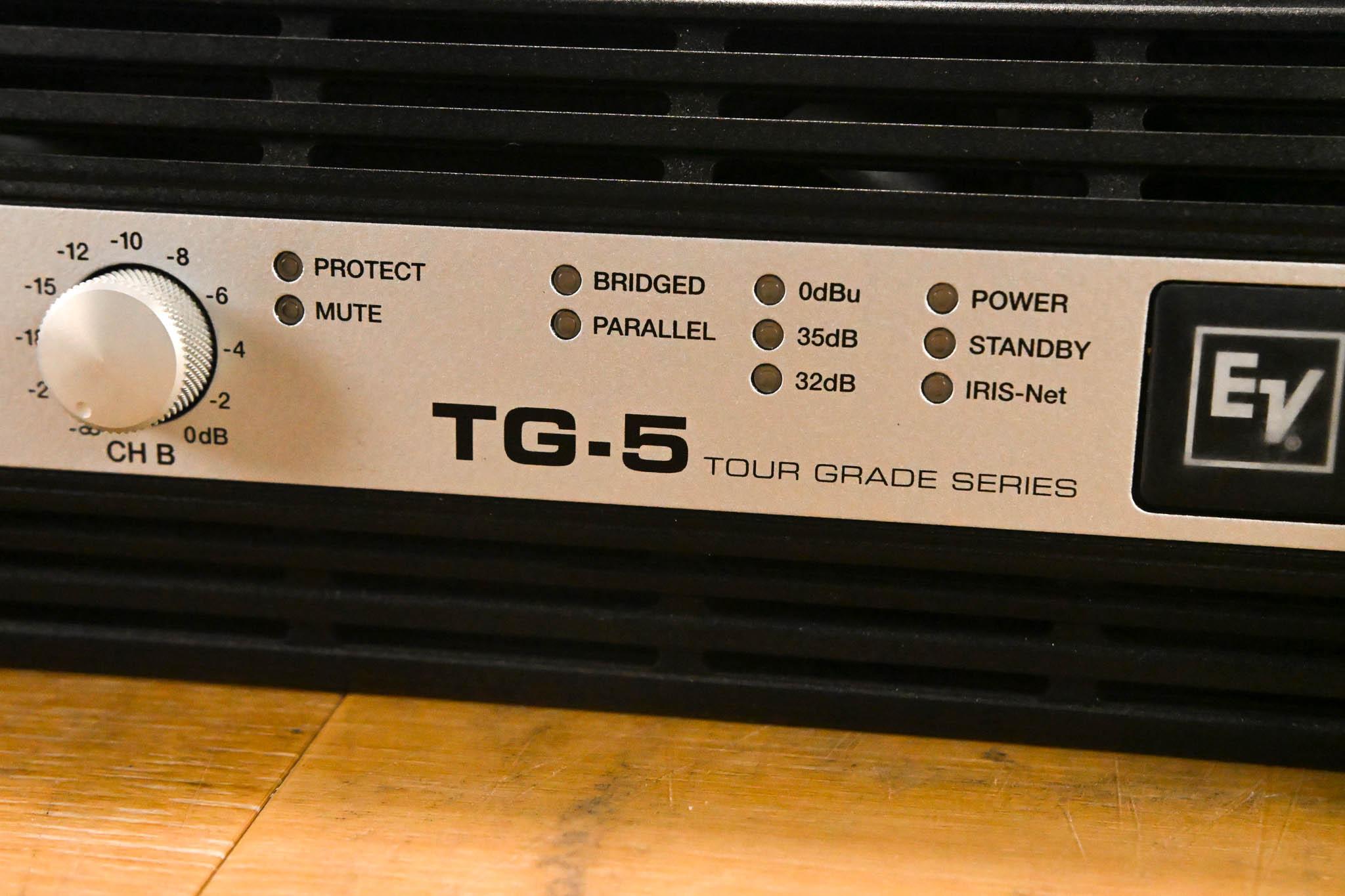 Electro-Voice (EV) TG-5 120V 2-Channel Tour Grade Power Amplifier