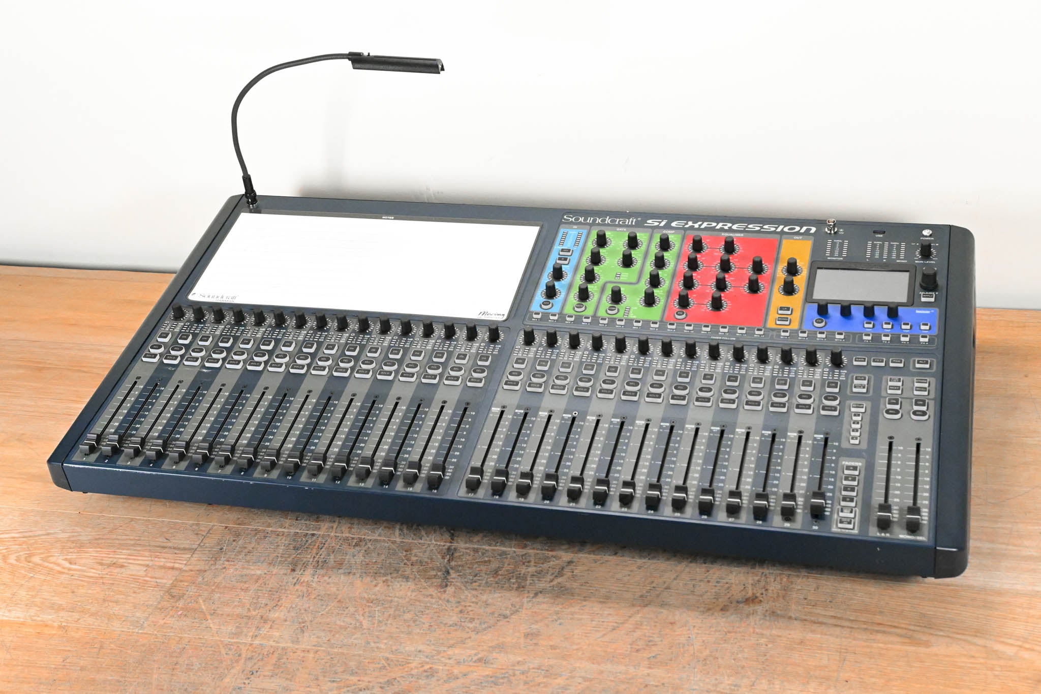 Soundcraft Si Expression 3 32-Channel Digital Mixer with CAT5 MADI Card