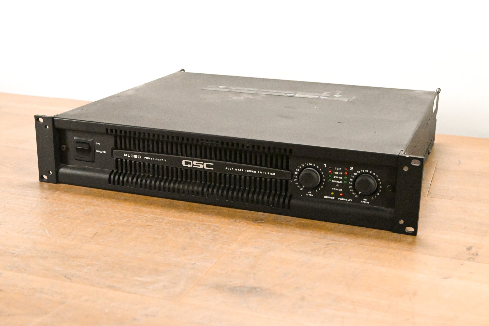 QSC PL380 Powerlight 3 Series 2-Channel Power Amplifier