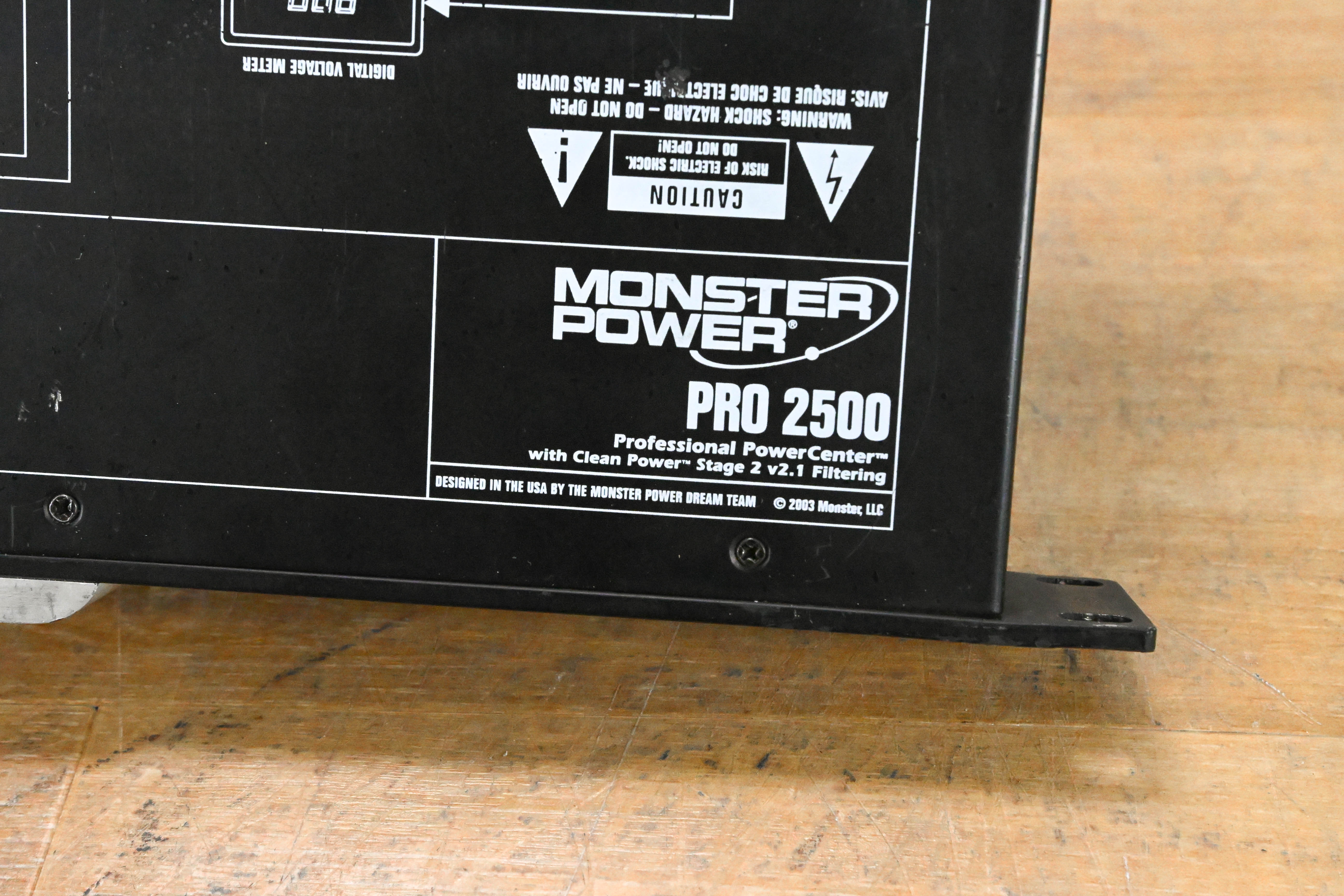 Monster Power PRO 2500 PowerCenter 10-Outlet Power Conditioner