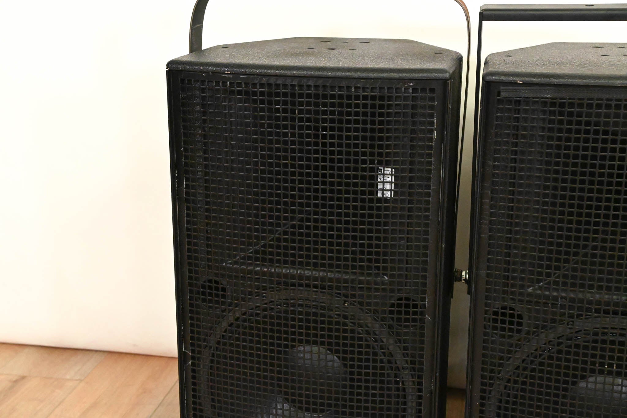 d&b audiotechnik Ci90 Full Range 2-Way Passive Loudspeaker (PAIR)
