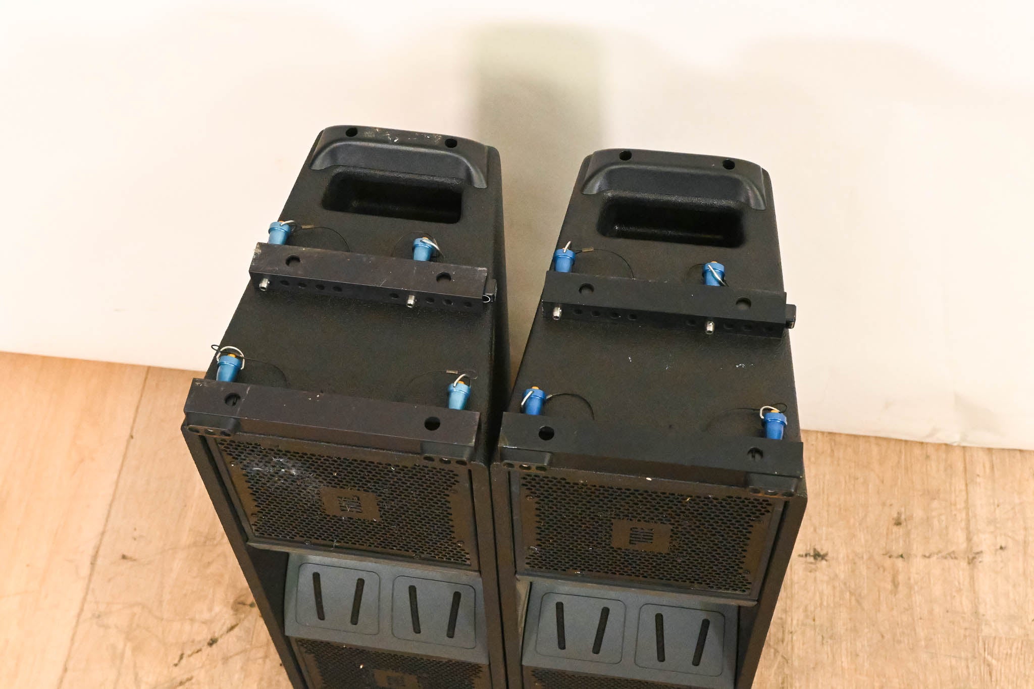 JBL VT4886 Dual 6.5" Passive Compact Line Array Loudspeakers (PAIR)