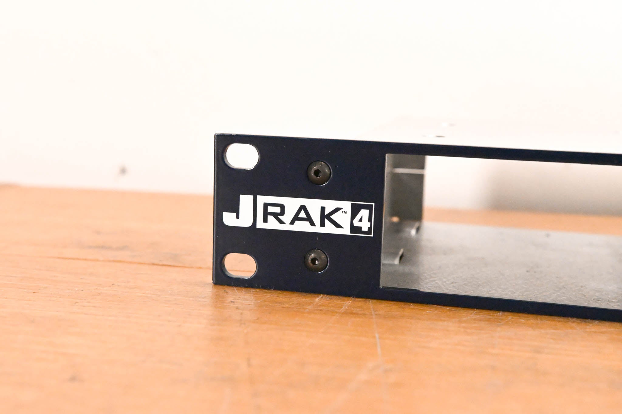 Radial Engineering J-Rak 4 4-Space Rack Adaptor