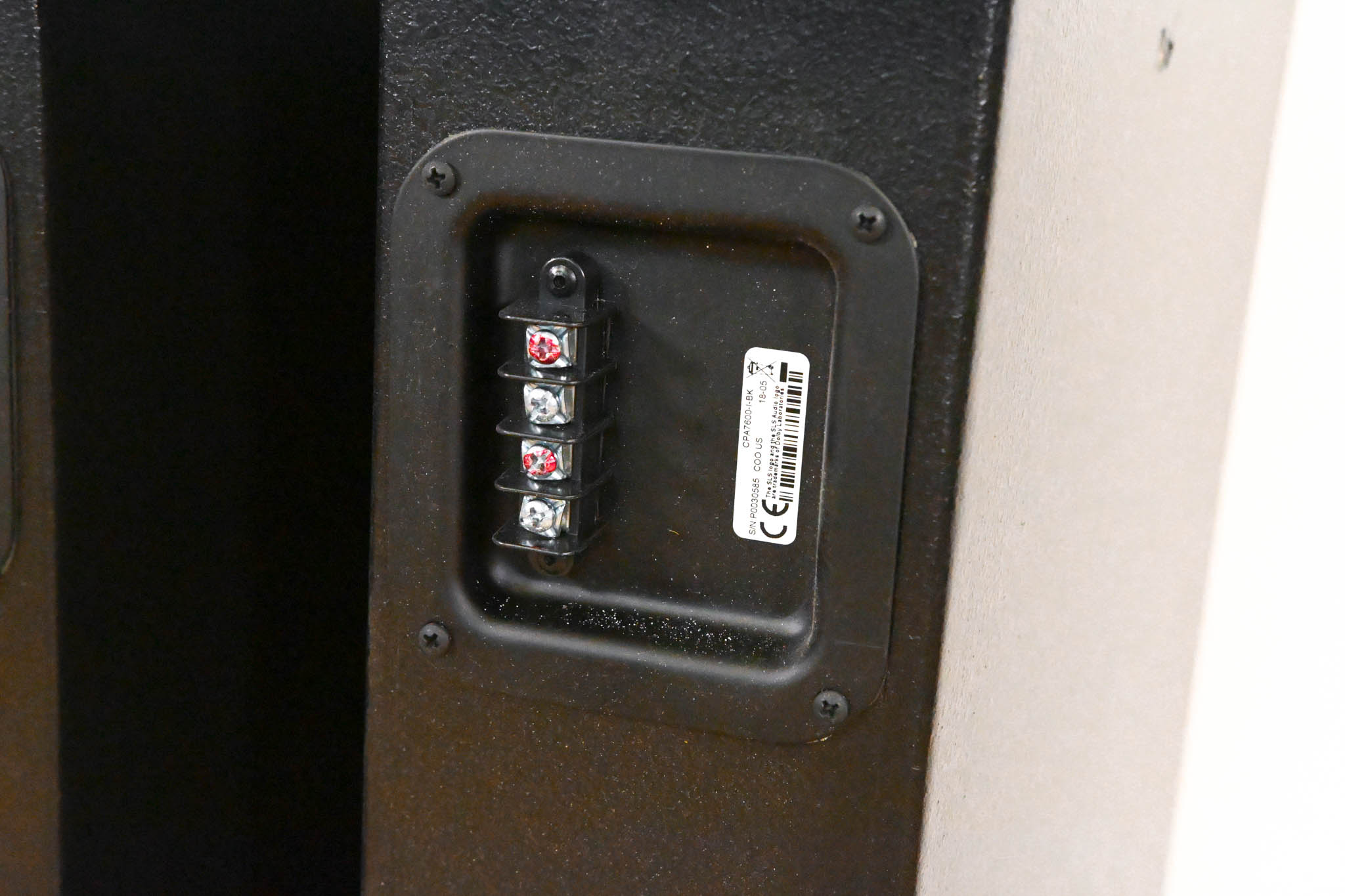 SLS CPA7600 Compact 3-Way Line Array Speaker (PAIR)