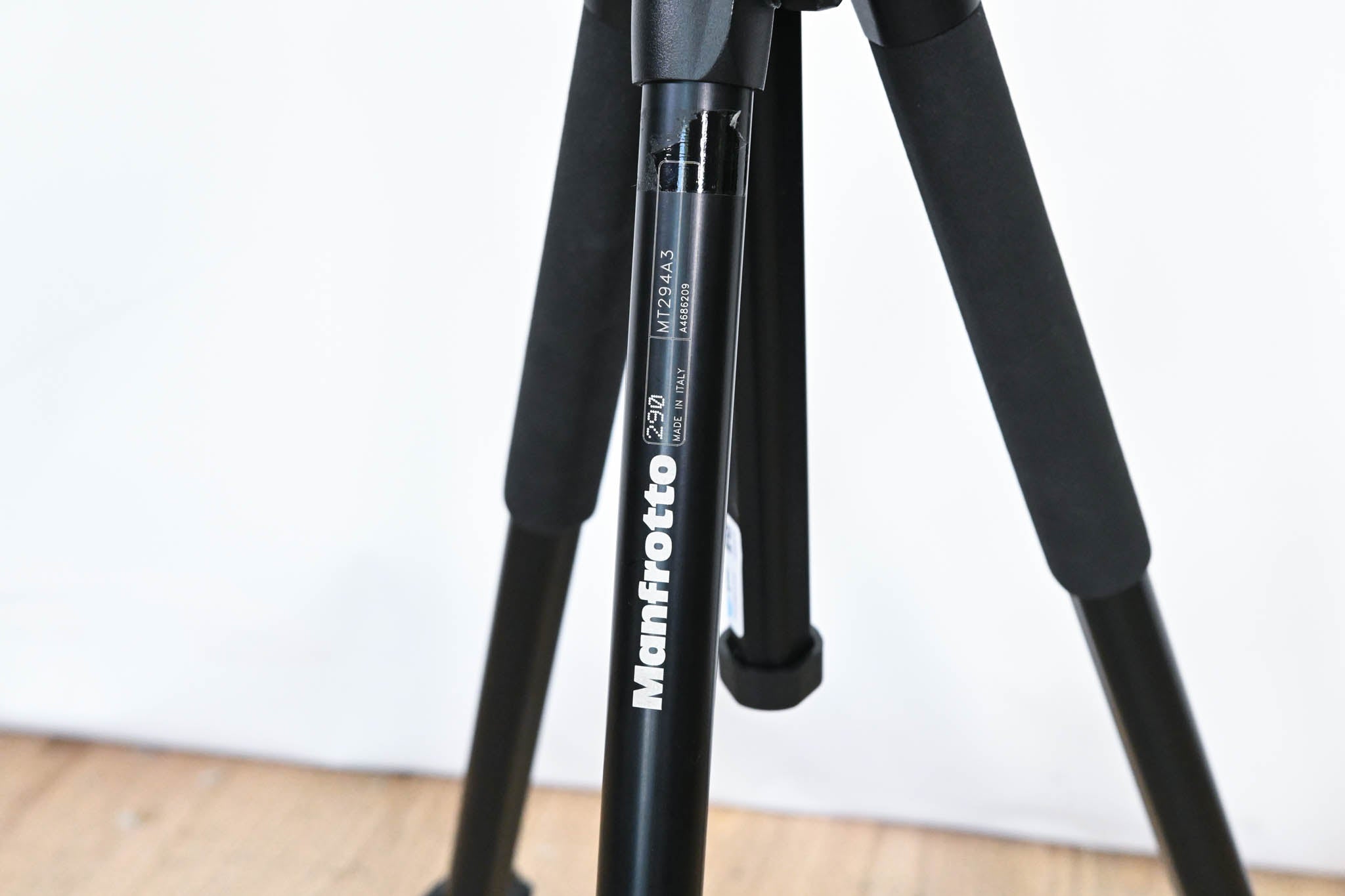 Manfrotto 496RC2 Tripod Head with 290 3-Stage Aluminum Tripod