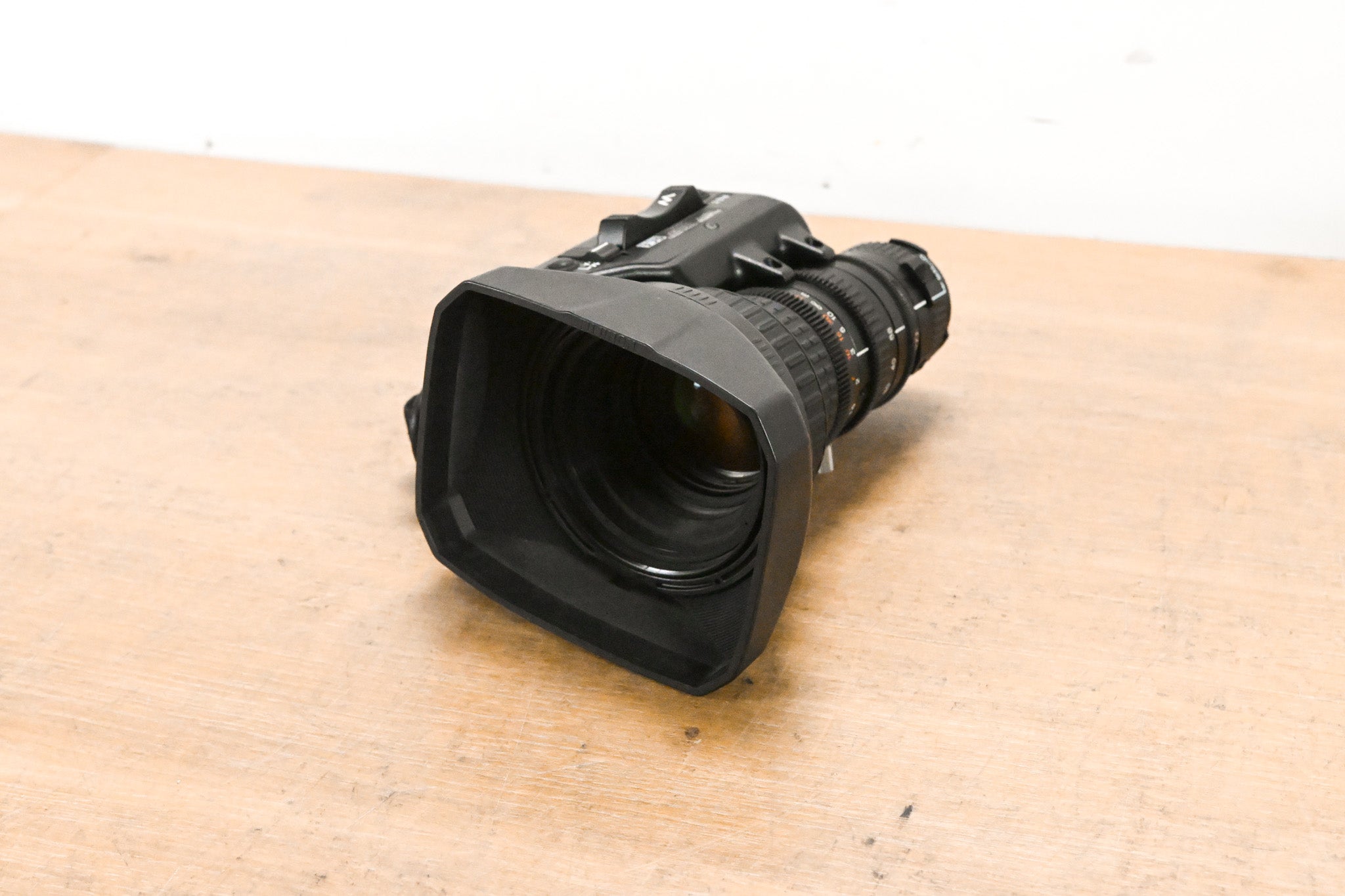 Fujinon Th16x5.5BRMU 1/3" Broadcast Zoom Lens - 1:1.4/5.5-88mm