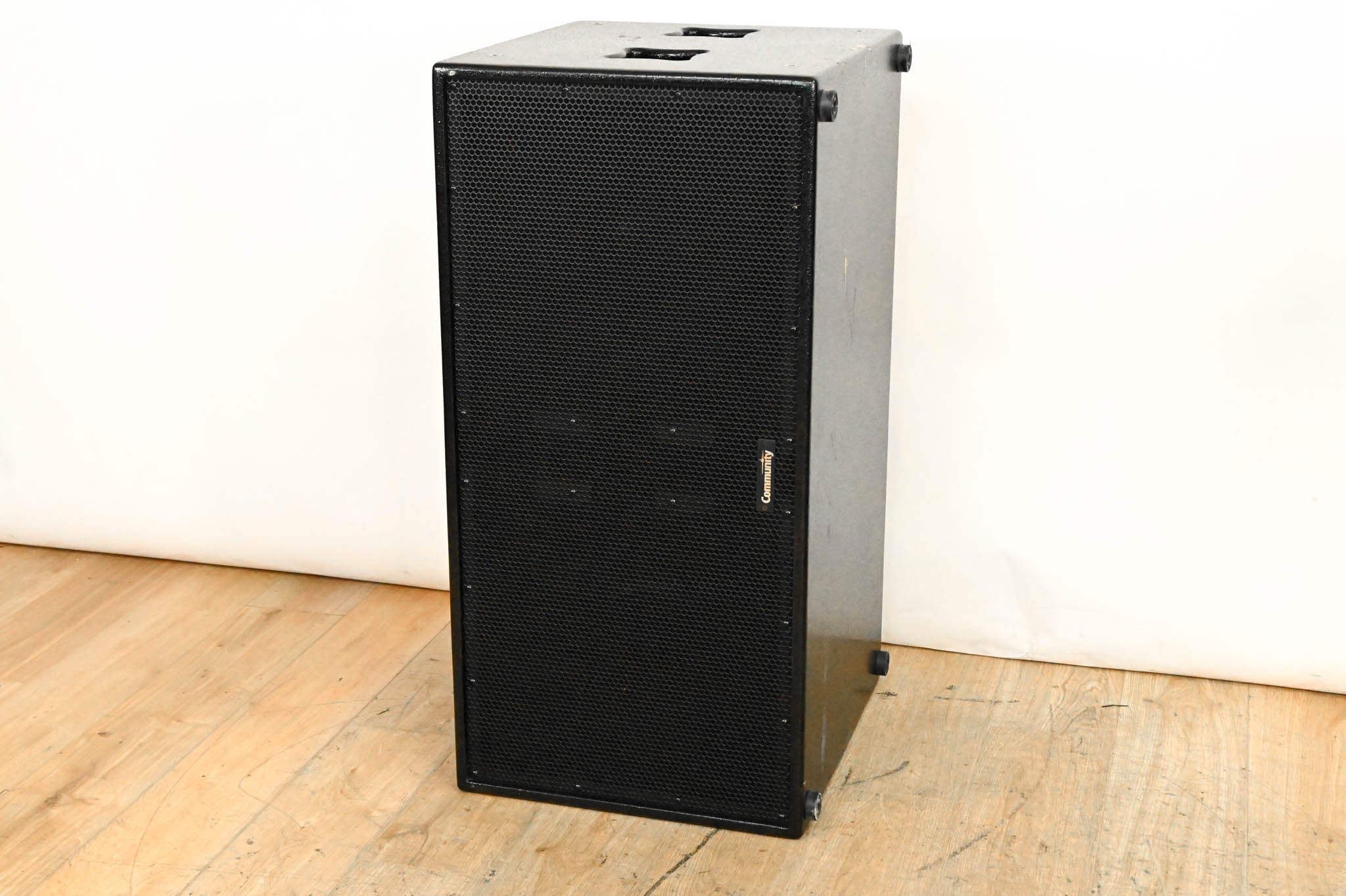 Community V2-215S Dual 15" Subwoofer System