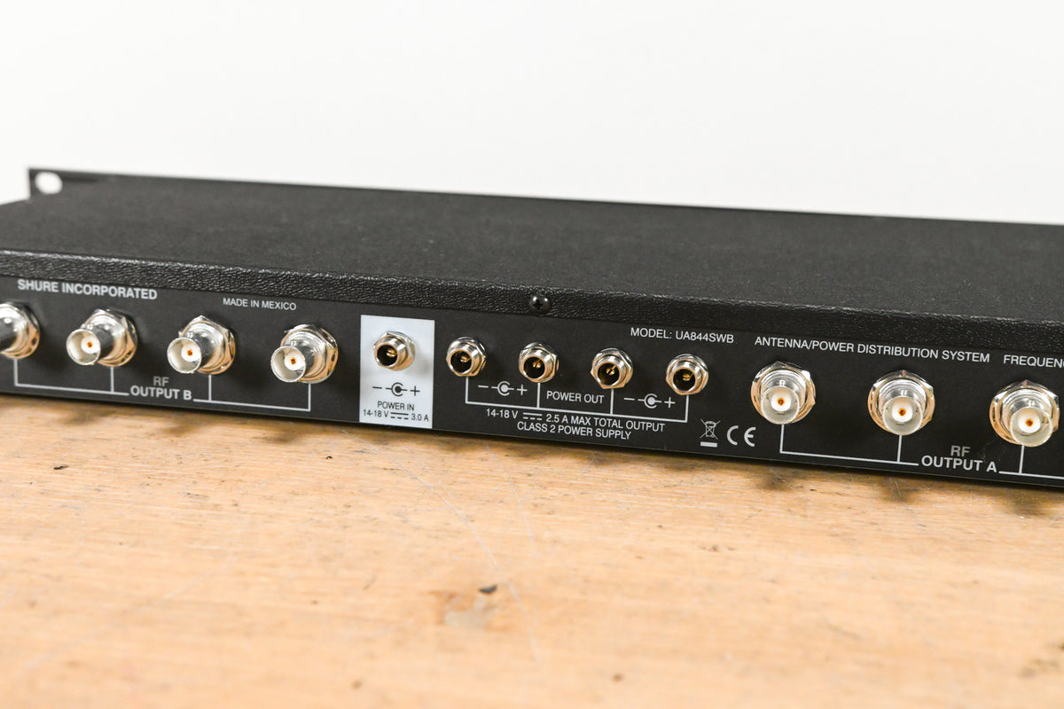 Shure UA844SWB Antenna Distribution System - 470-952 MHz (NO PSU)