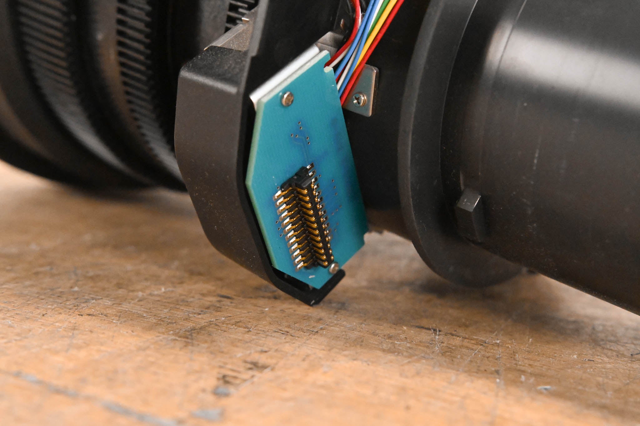 Epson ELPLU04 Short-Throw Zoom Lens #2