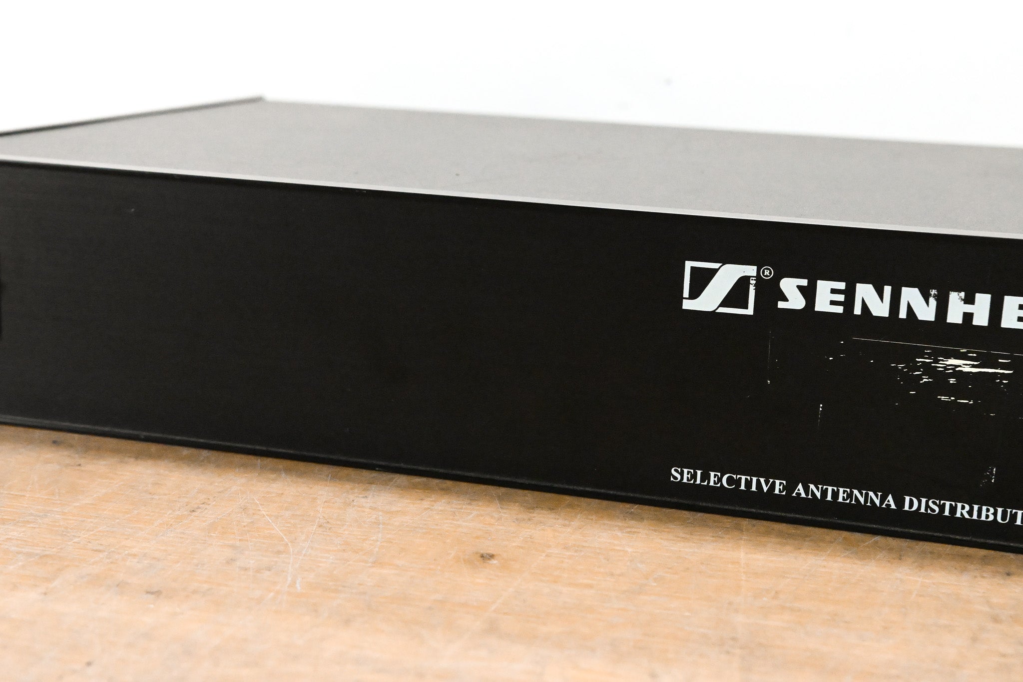 Sennheiser SAS108 Selective Antenna Distribution System 584-608 MHz