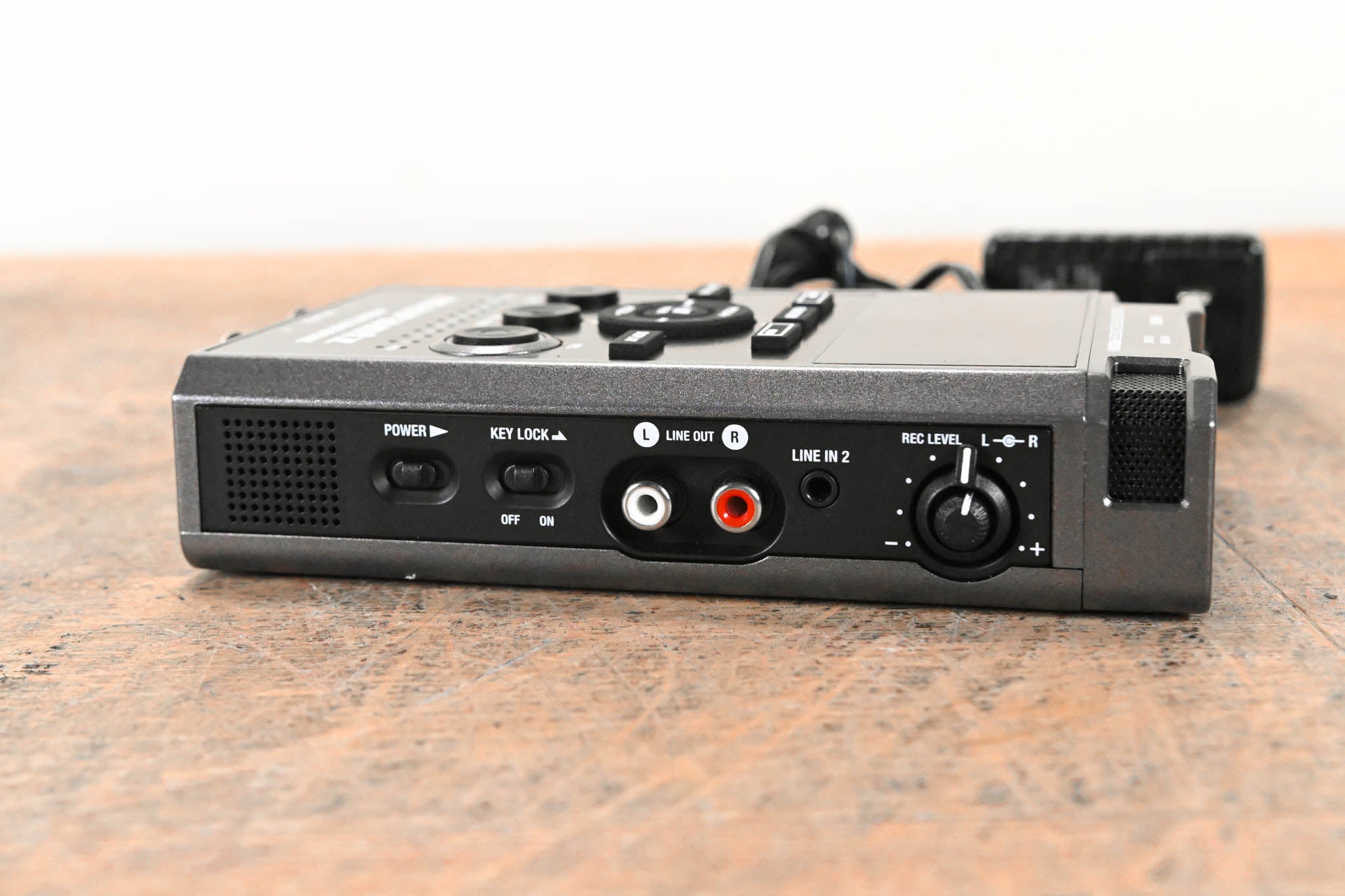 Marantz PMD561 Handheld 4-Channel Solid-State Recorder