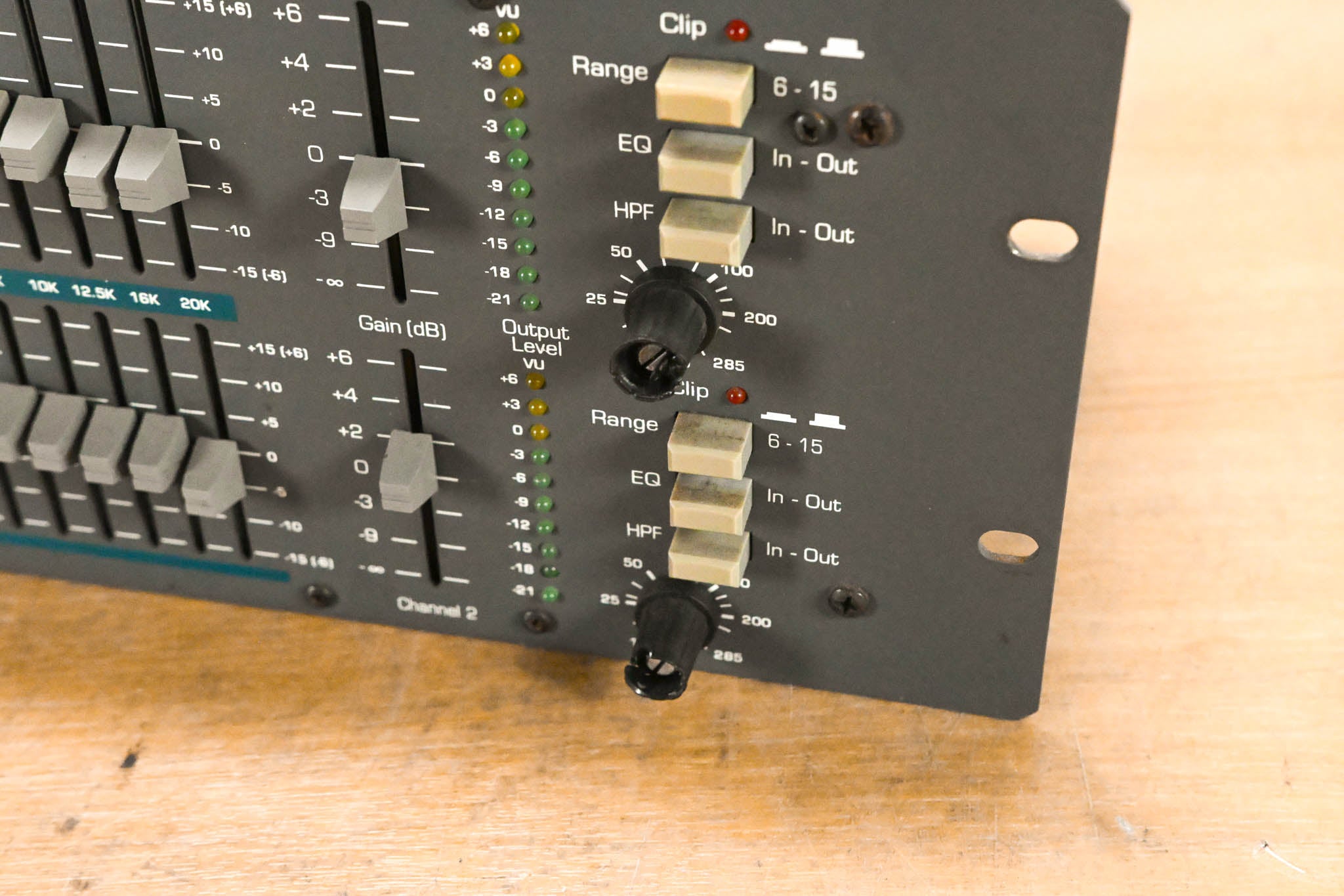 Ashly GQX-3102 2-Channel 31-Band Graphic Equalizer