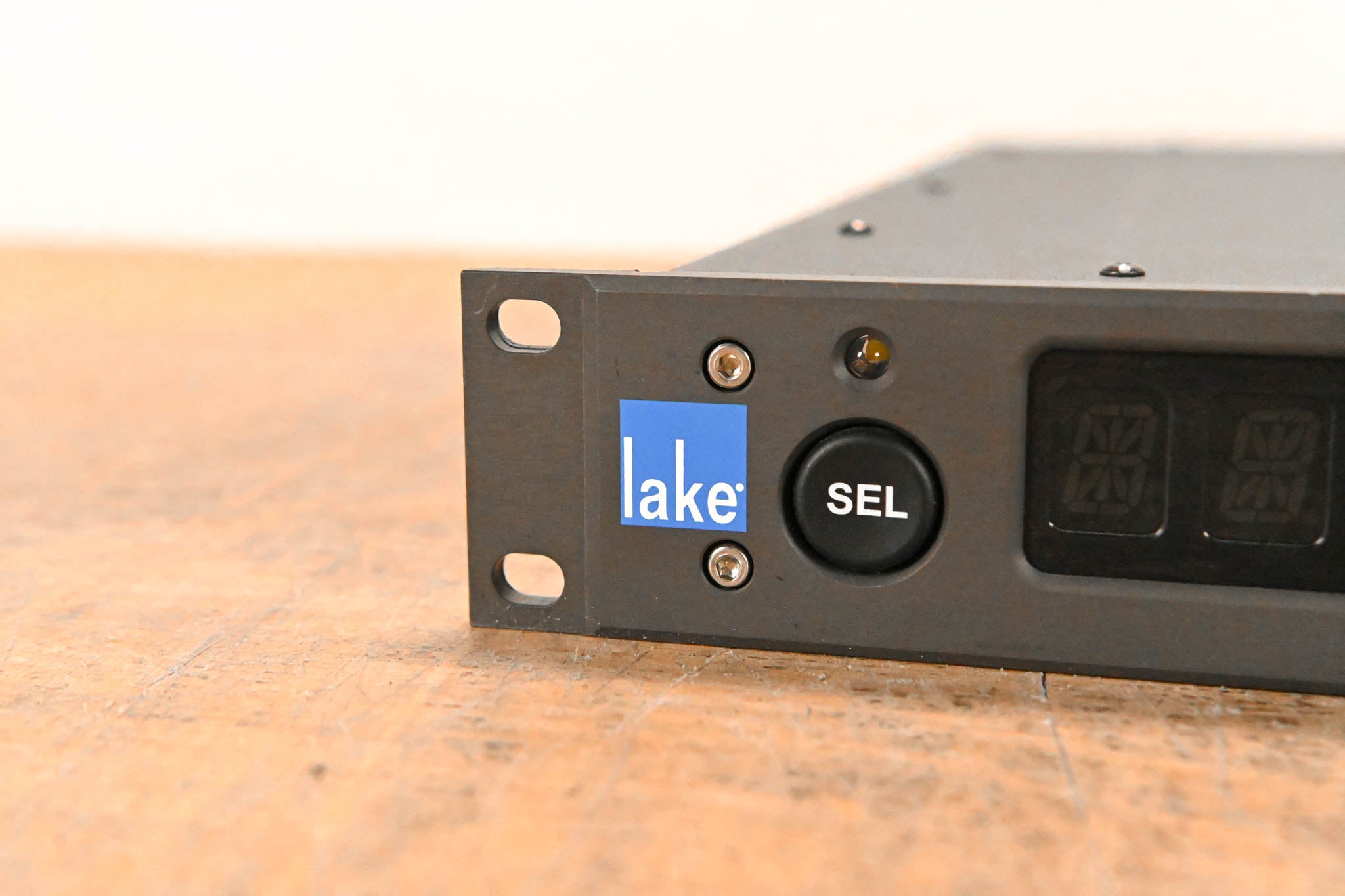 Lake Technology Mesa Quad EQ 4×4 Digital Matrix Processor