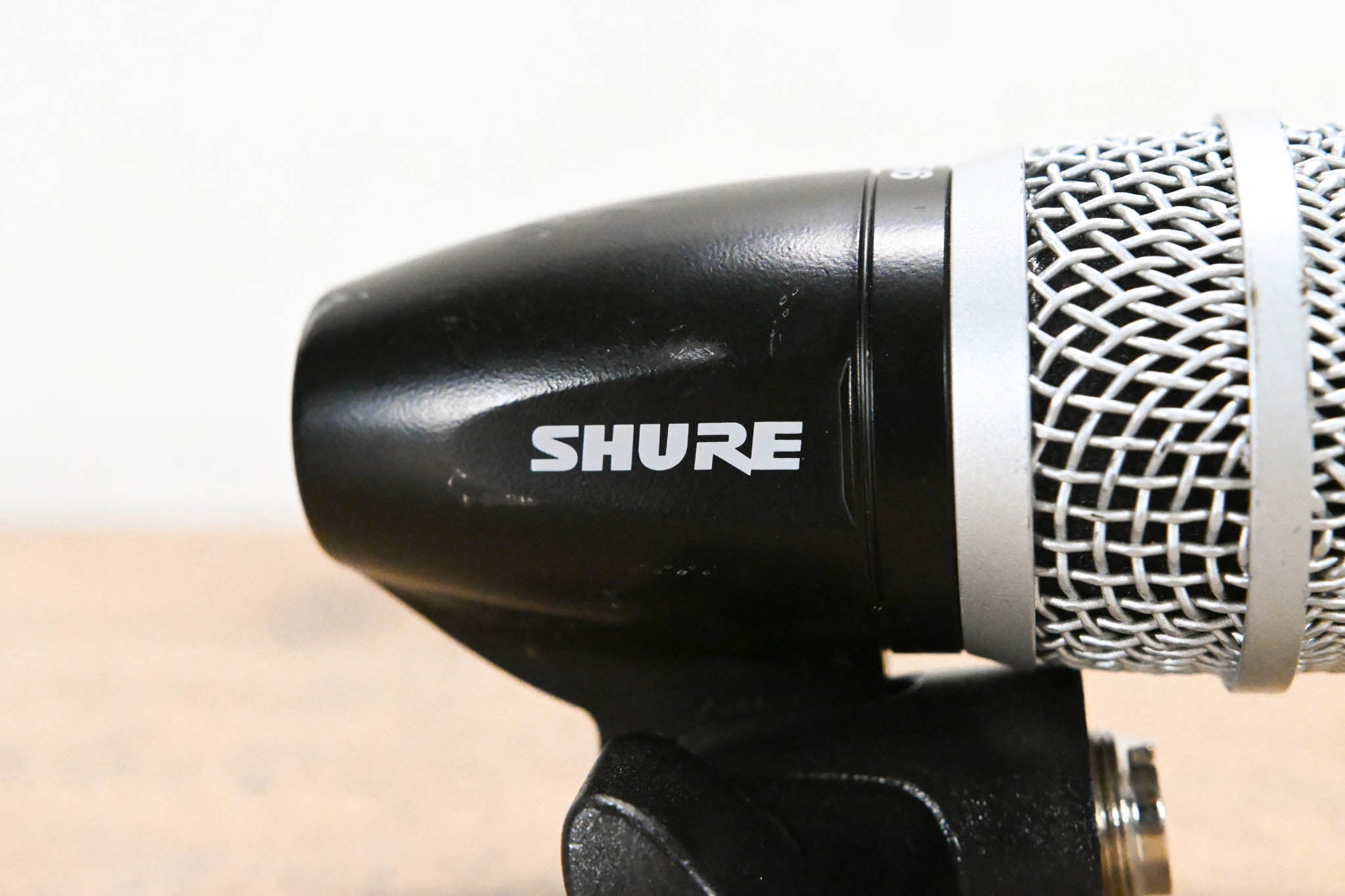 Shure PG56 Cardioid Dynamic Snare/Tom Microphone