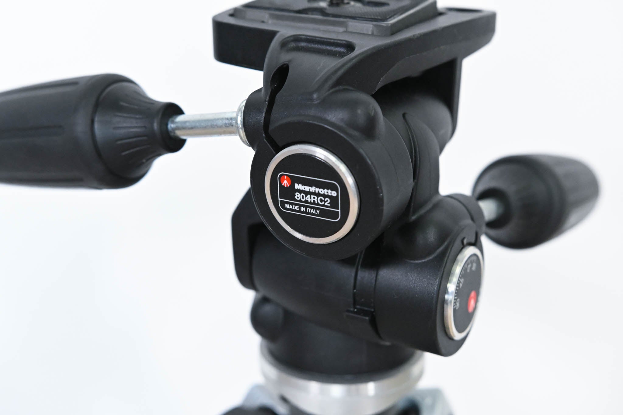 Manfrotto 804RC2 Pan Tilt Head with 290 3-Stage Aluminum Tripod