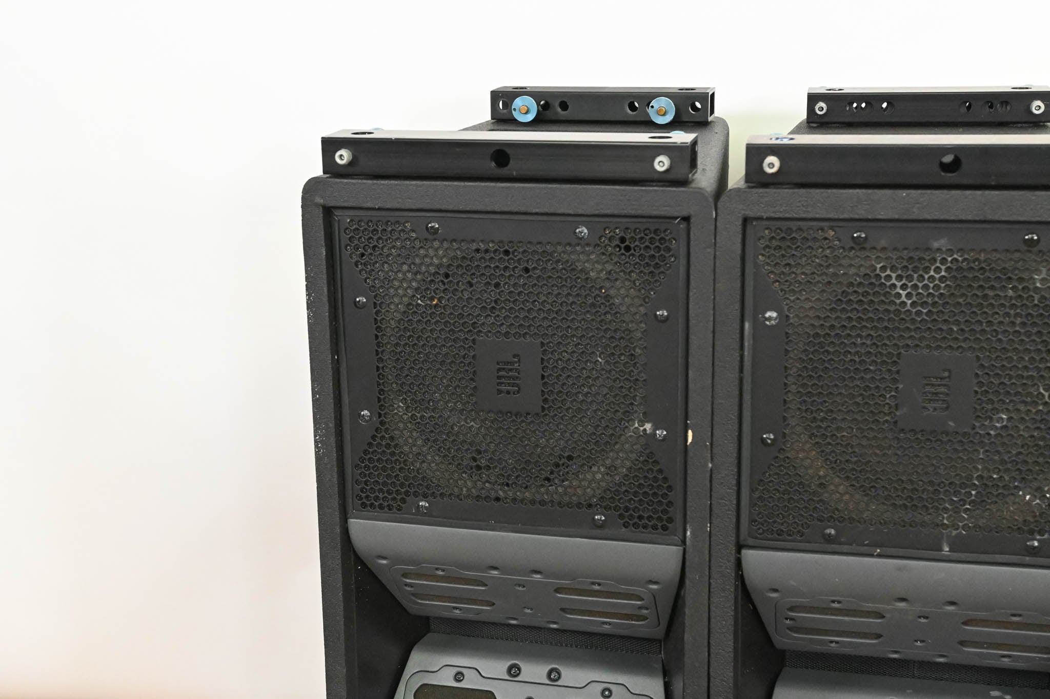 JBL VT4887 Compact Bi-Amplified 3-Way Line Array Element (PAIR)