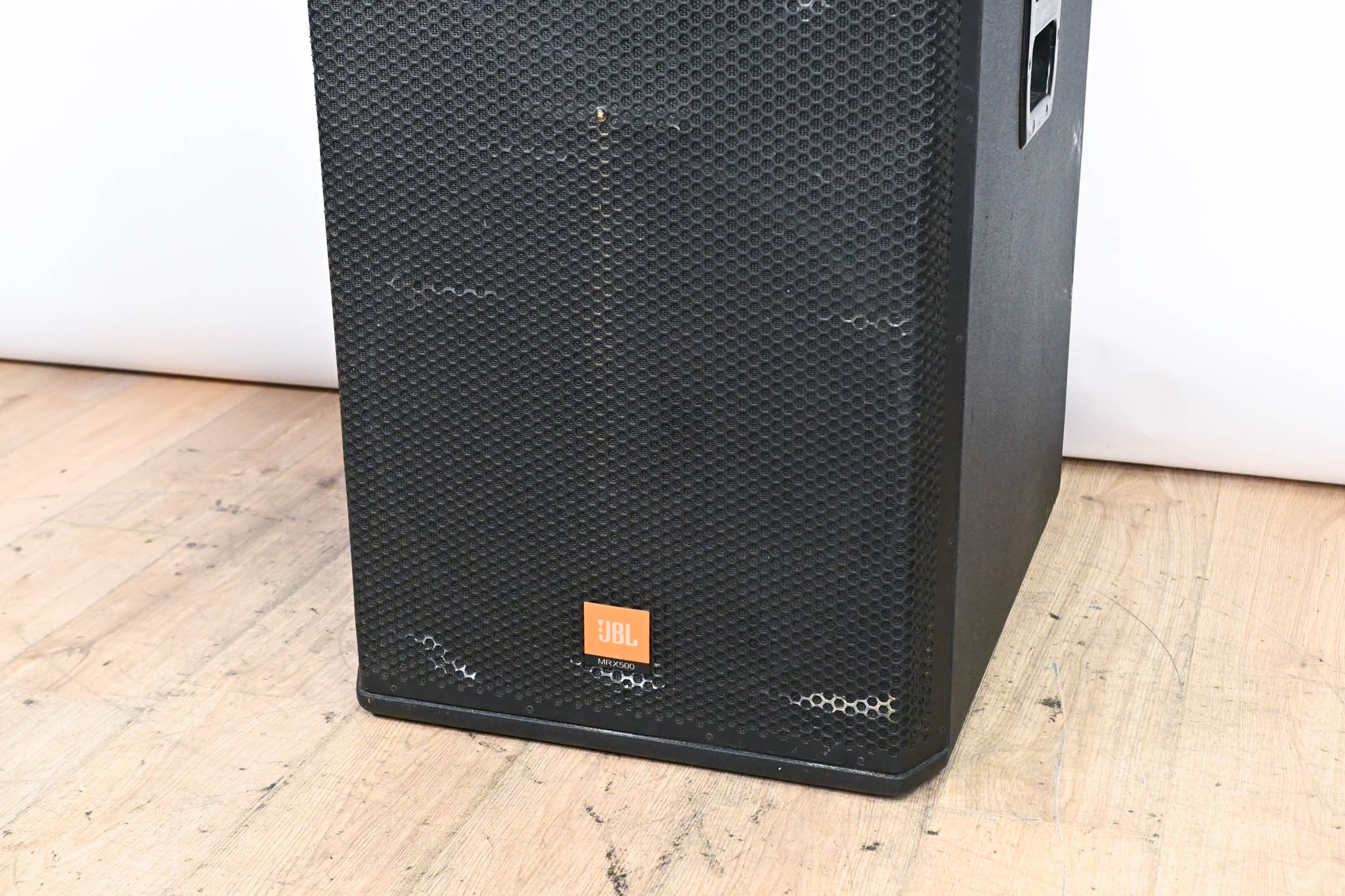 JBL MRX528S Dual 18" Bass Reflex Subwoofer