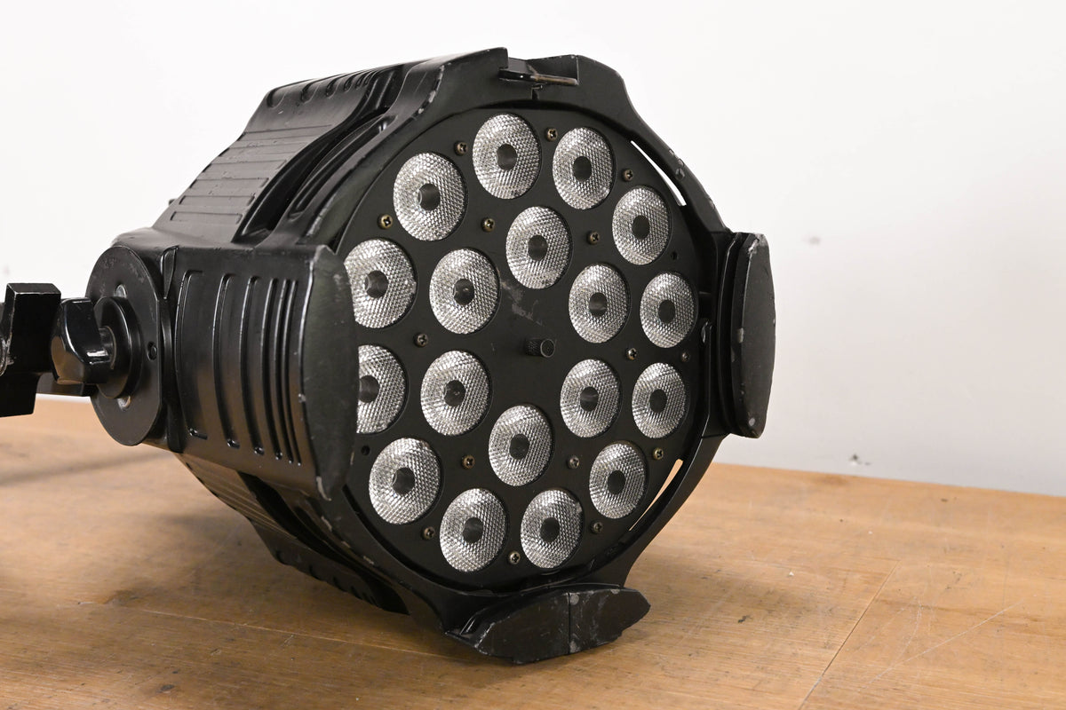Elation OPTI TRI PAR 18 x 3W Tri Color LED Par
