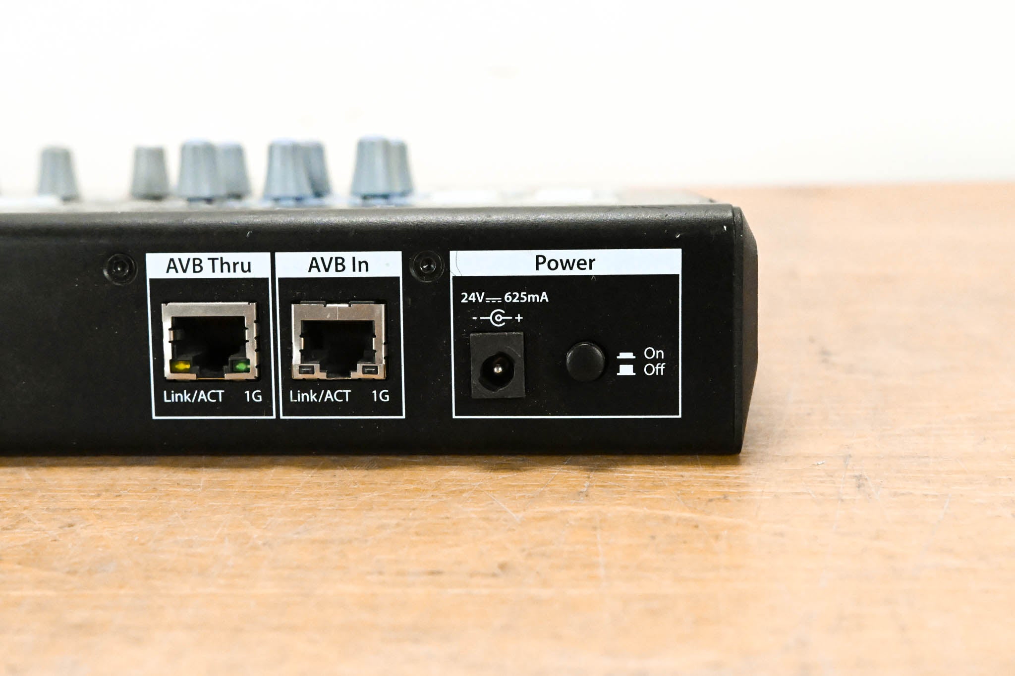 PreSonus EarMix 16M 16-Channel AVB Personal Monitor Mixer