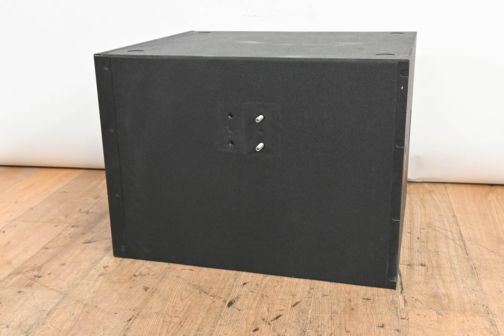 d&b audiotechnik Qi-SUB 18" Bass-Reflex Subwoofer