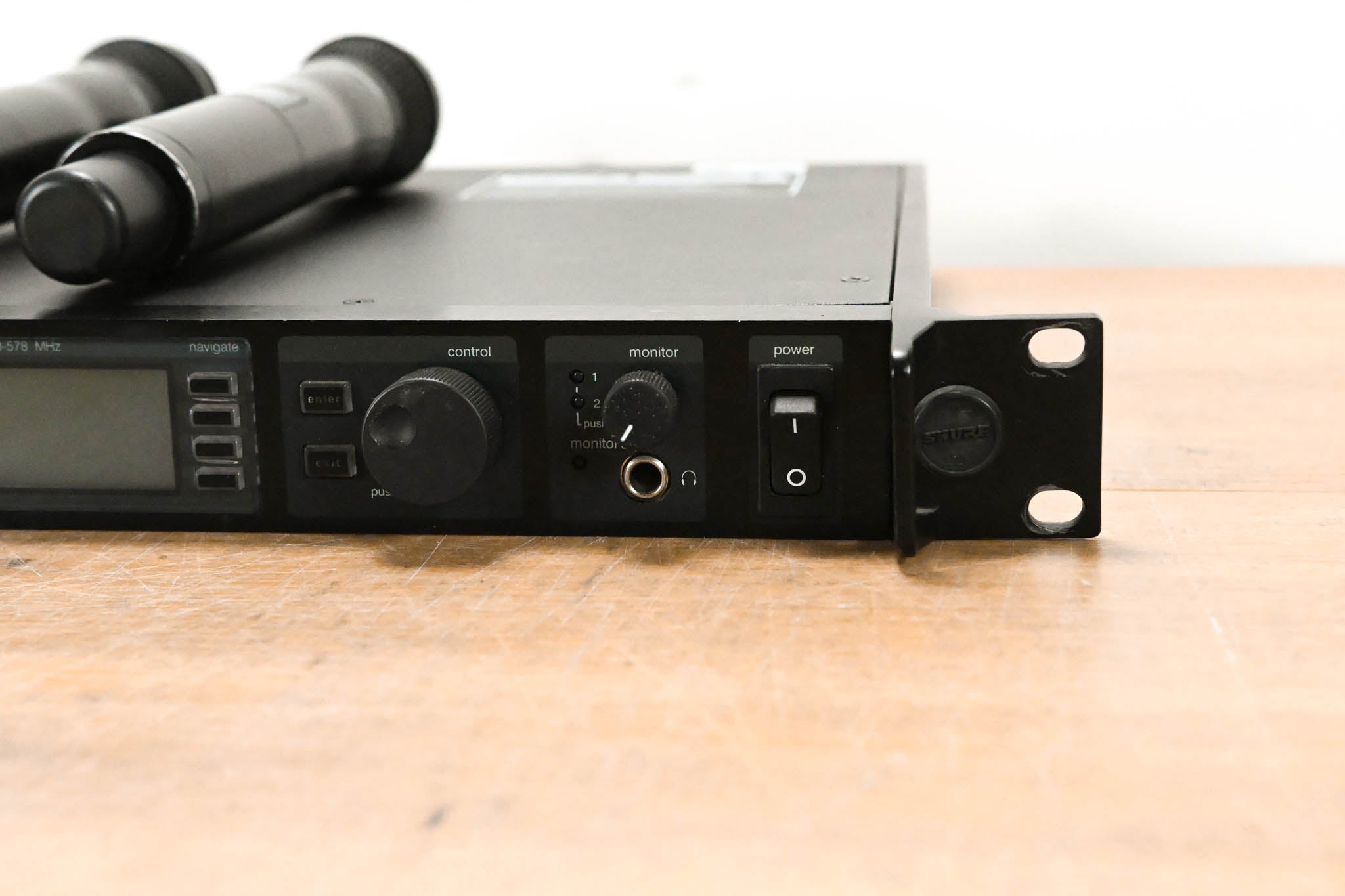 Shure UR4D Wireless Receiver w/ two UR2/SM87A Handheld Transmitters - H4