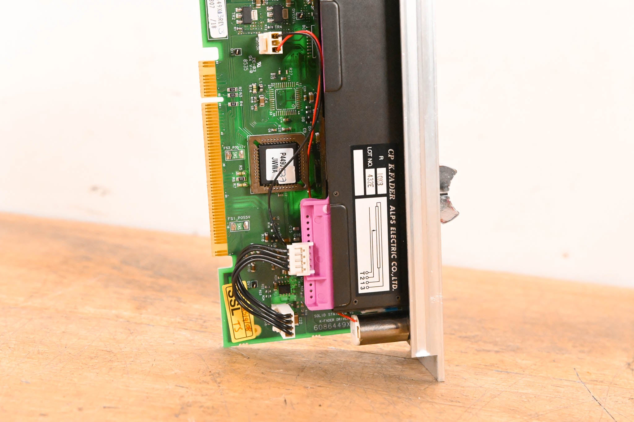 Solid State Logic C300 HD Motorized Fader Module – ALPS K-Fader Assembly