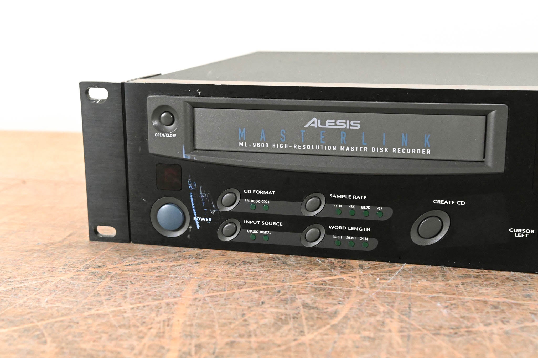 Alesis Masterlink ML-9600 Two-Track High-Resolution Master Disk Recorder