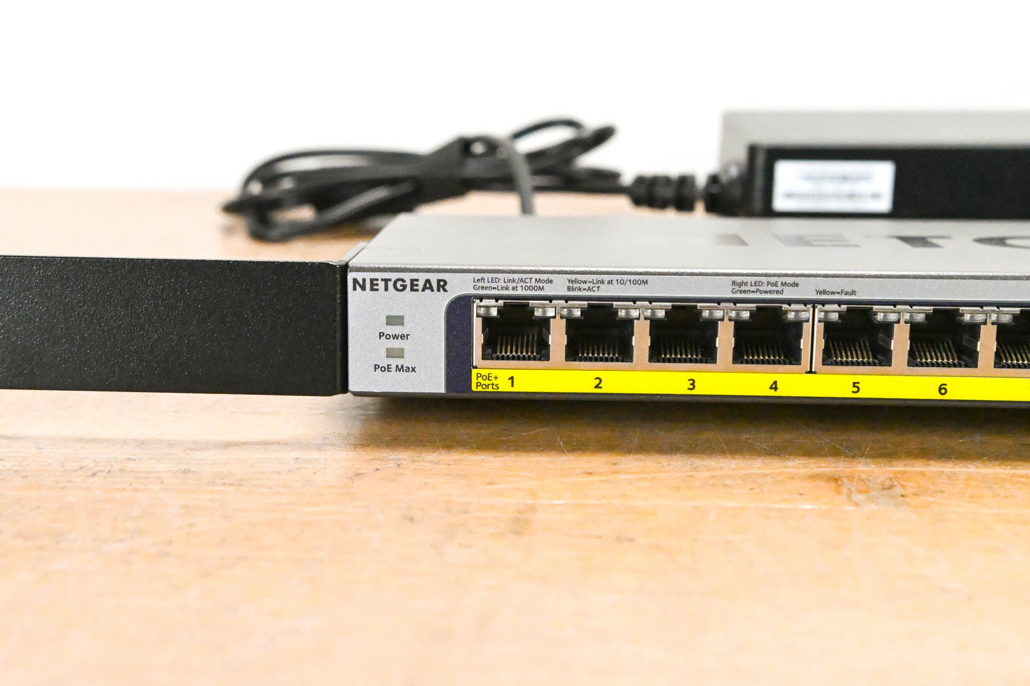 NETGEAR GS116PP 16-Port Gigabit PoE+ Compliant Unmanaged Switch