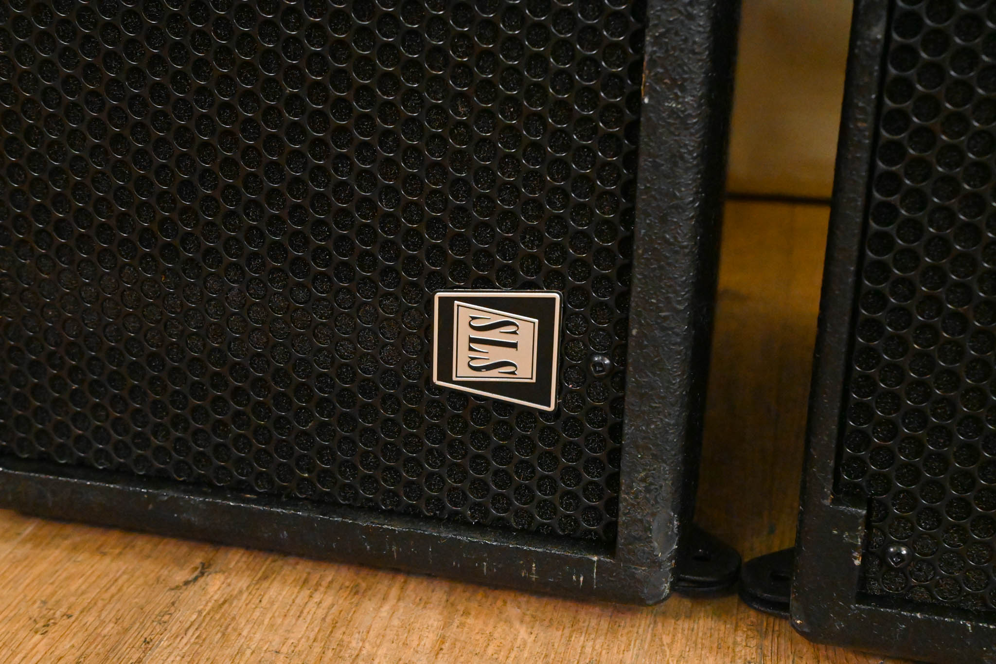 SLS LS8800 Full-Range Line Array Module (PAIR)