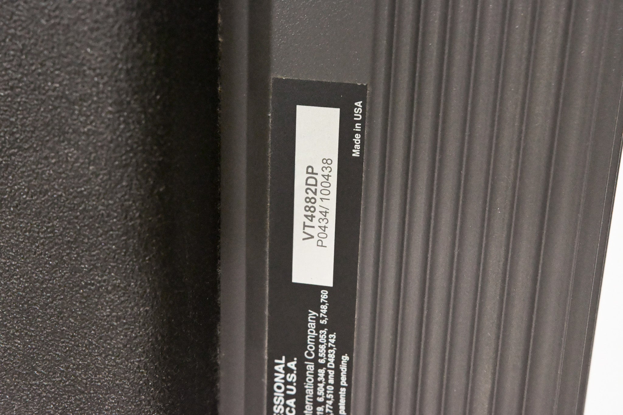 JBL VT4882DP Powered Dual 15" VerTec Line Array Subwoofer