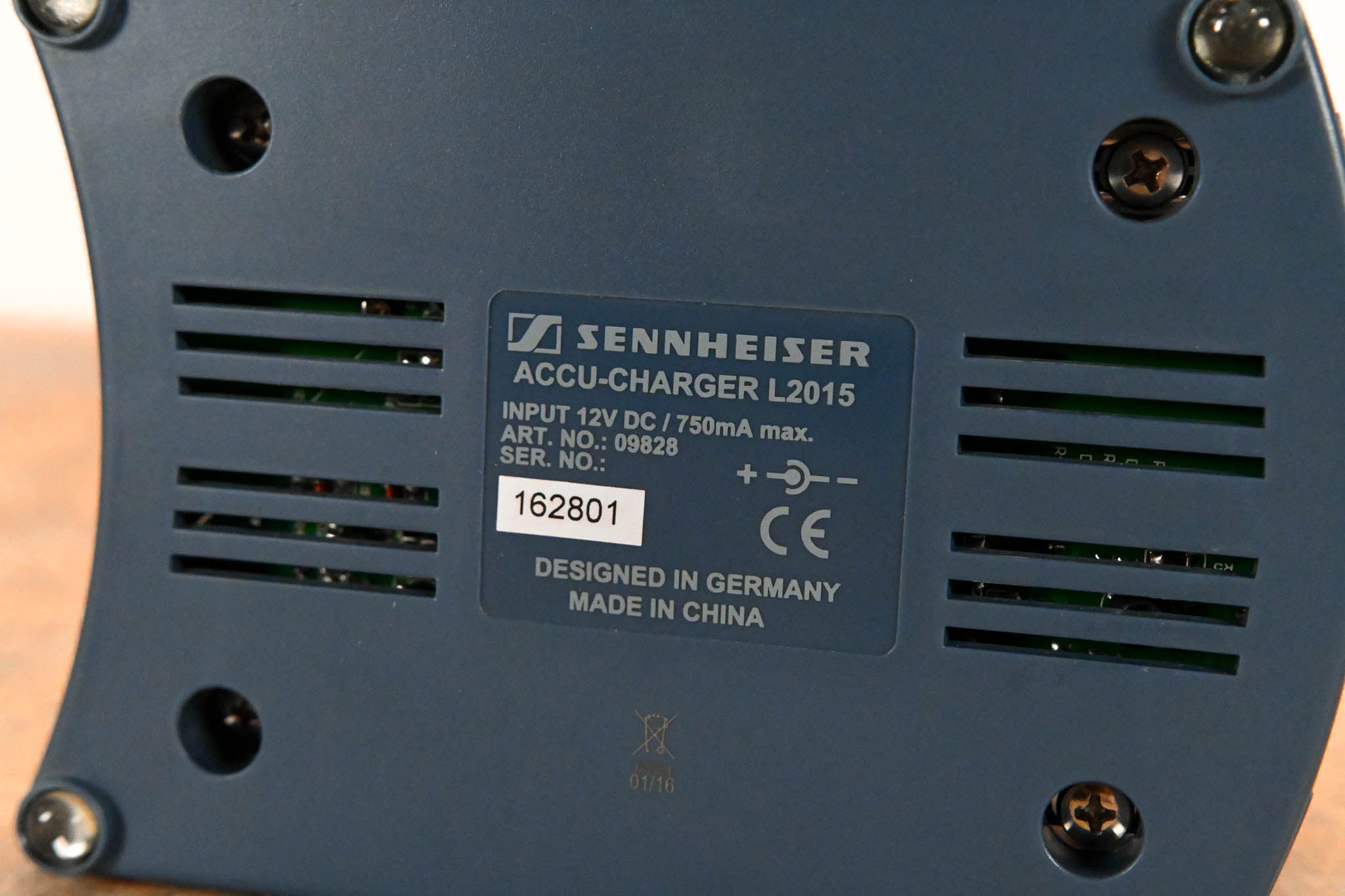 Sennheiser L 2015 Charging Station (NO POWER SUPPLY)