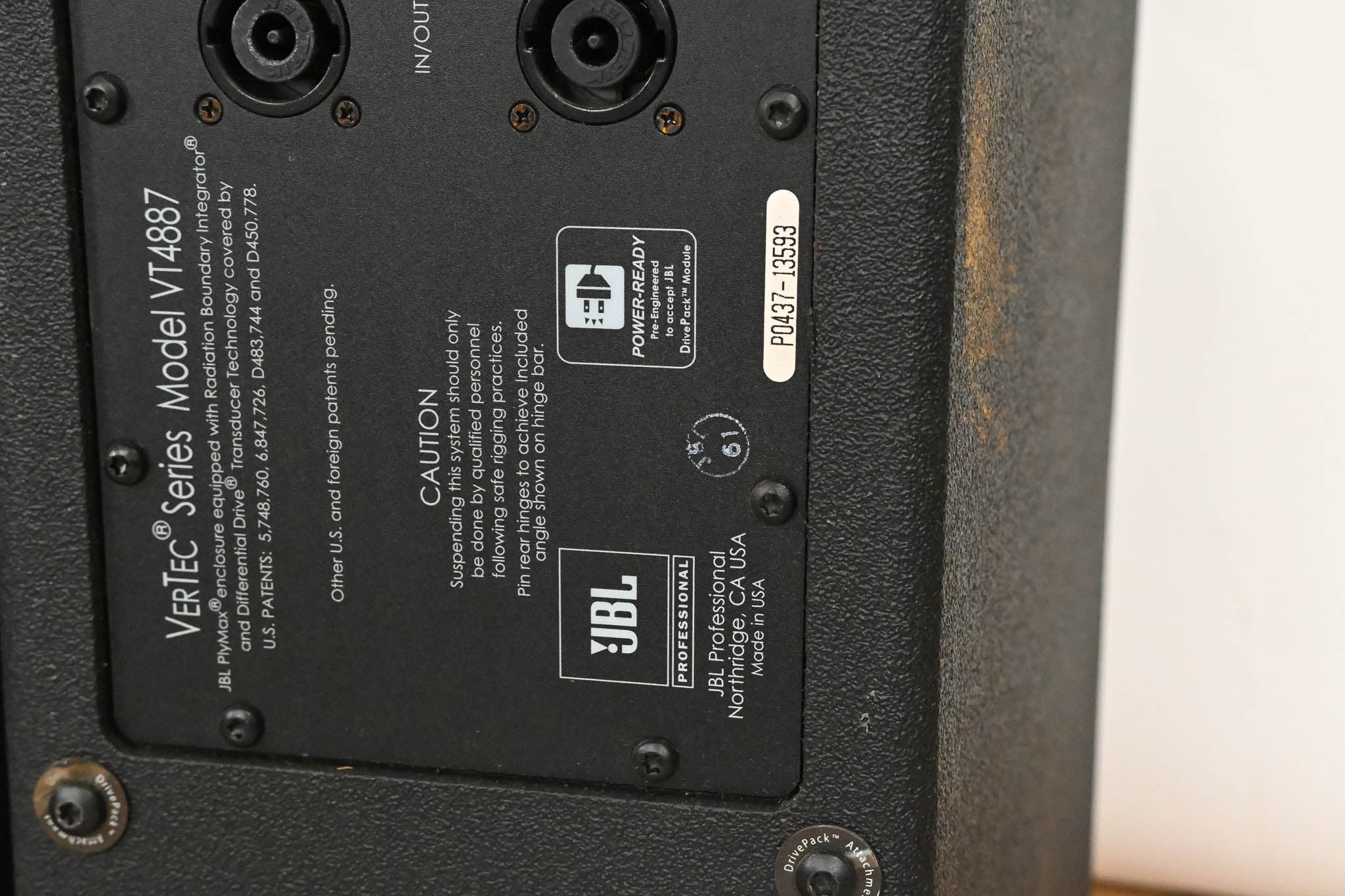 JBL VT4887 Compact Bi-Amplified 3-Way Line Array Element (PAIR)