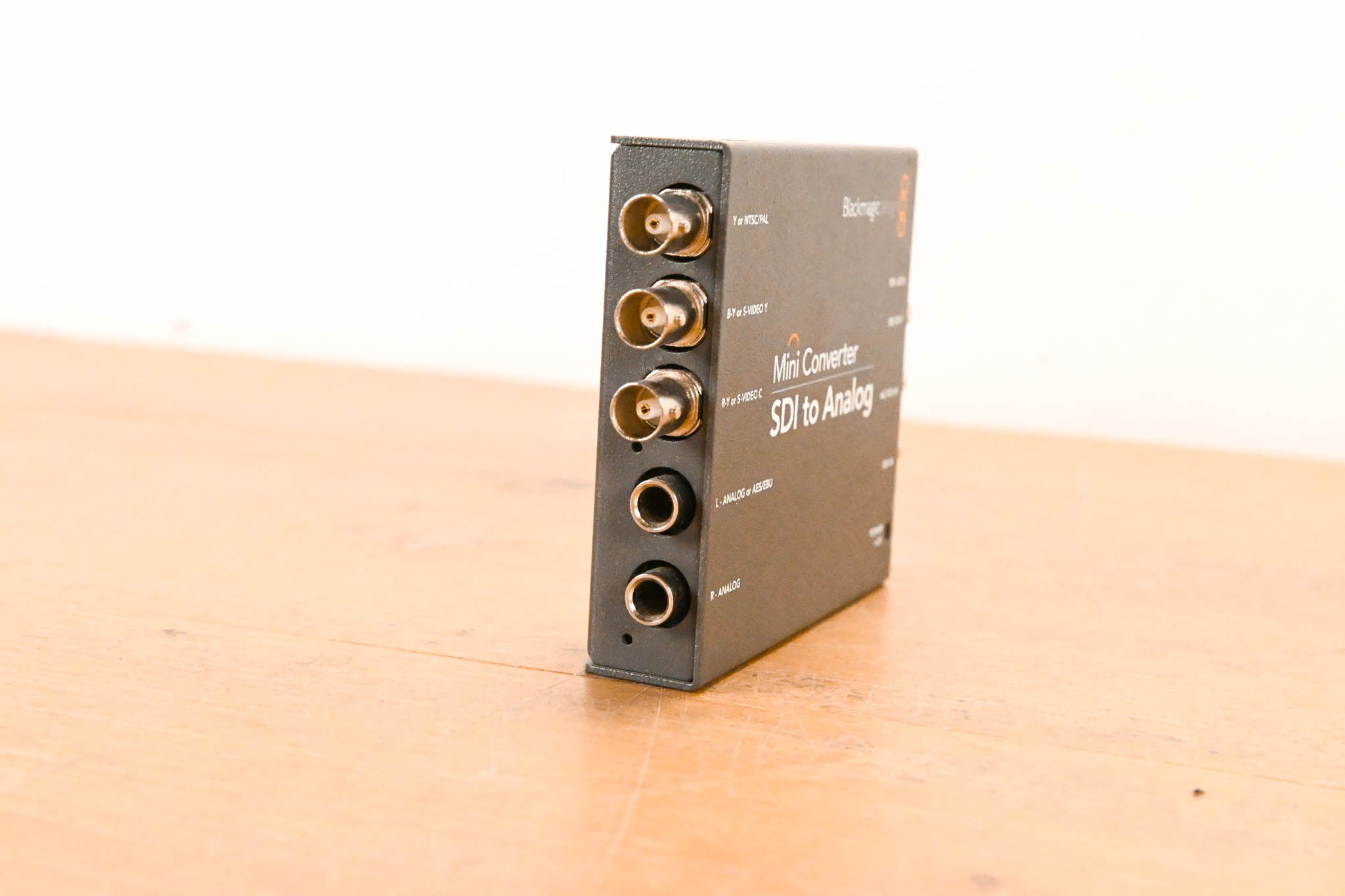 Blackmagic Design Mini Converter SDI to Analog (NO POWER SUPPLY)