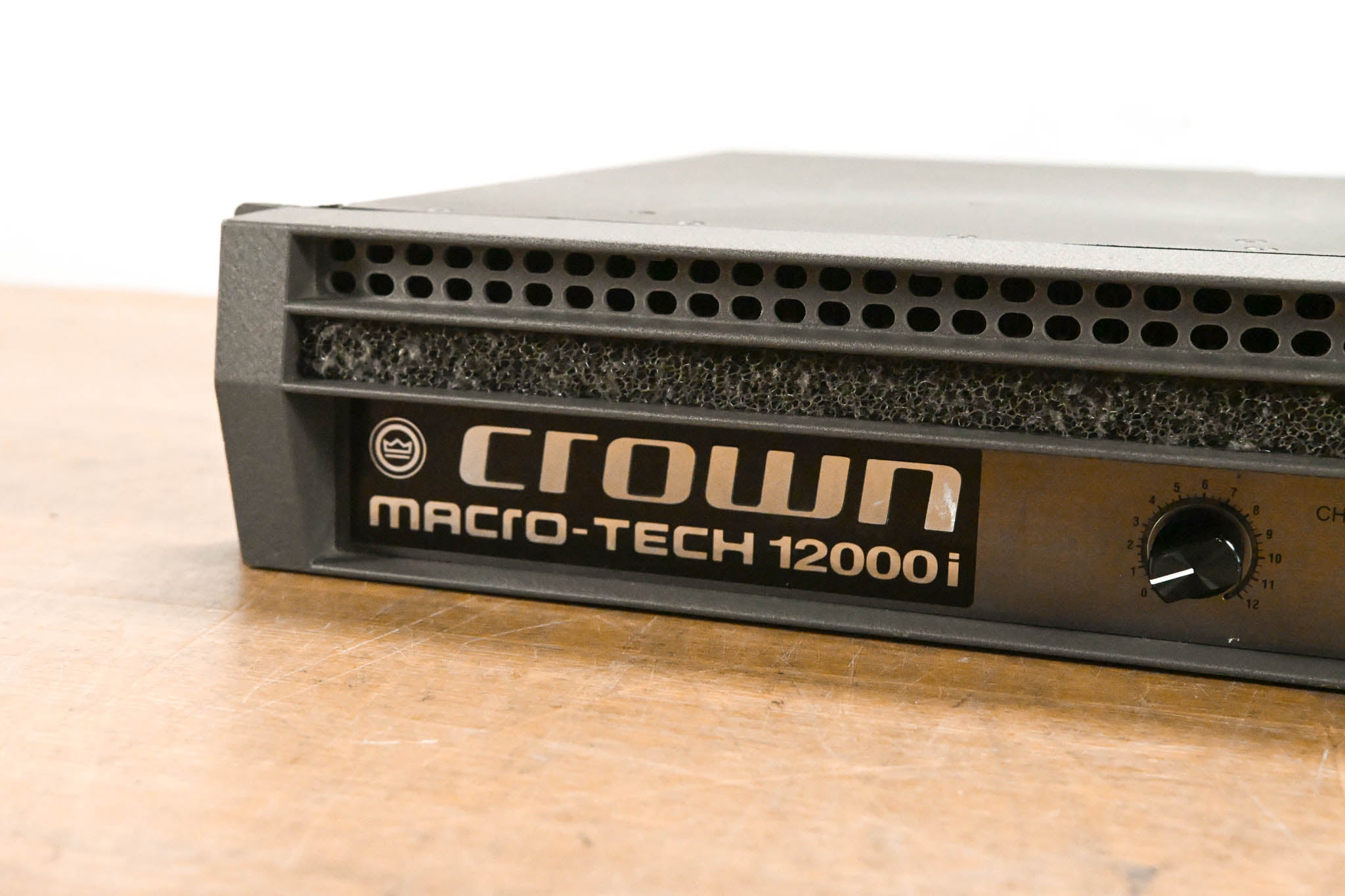 Crown MA 12000i Macro-Tech 2-Channel Power Amplifier, 4500W @ 4 ohms