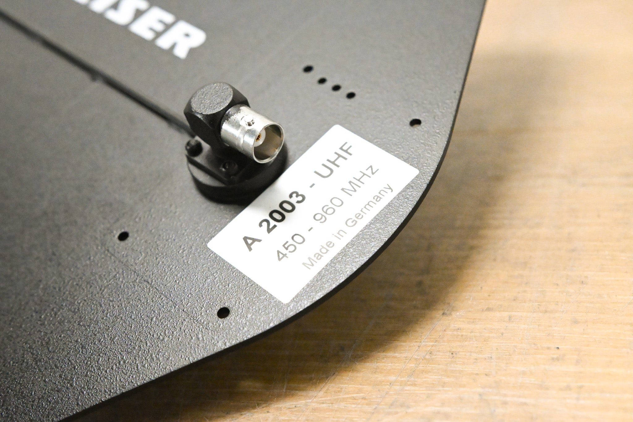 Sennheiser A-2003-UHF Passive Directional Antenna - 450-960 MHz