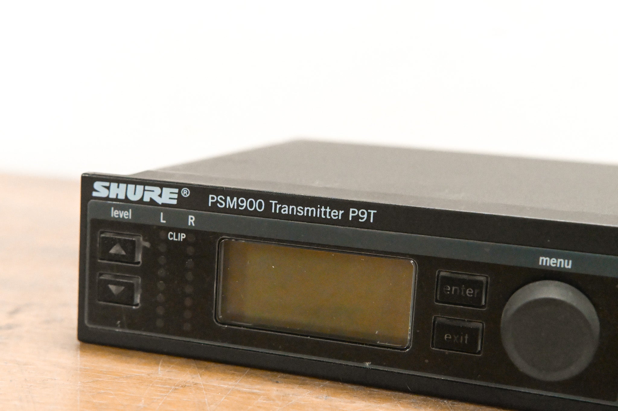 Shure PSM 900 Wireless IEM System L6 Band: 656-692 MHz (NO POWER SUPPLY)