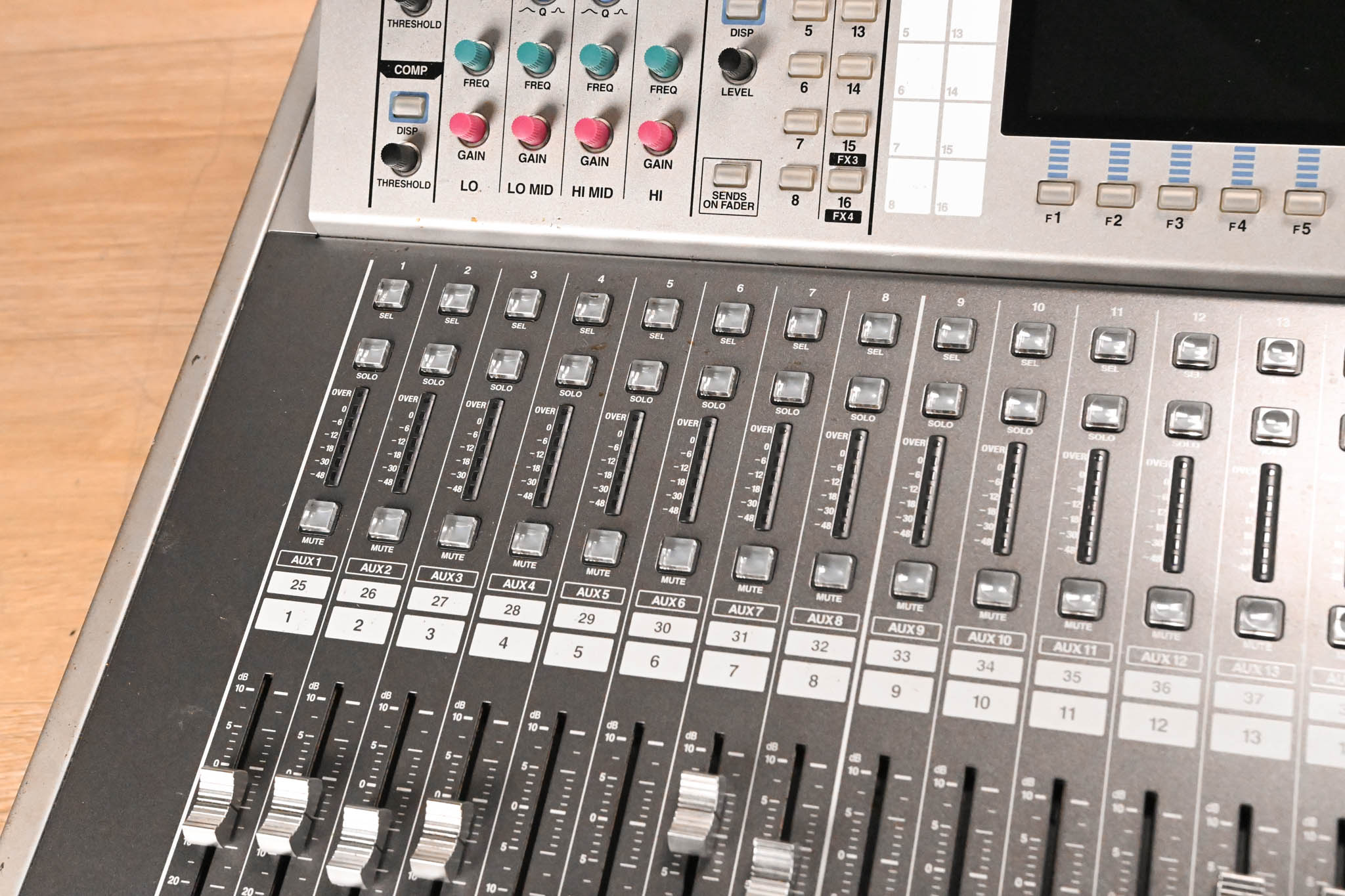 Roland M-400 48-Channel Live Digital Mixing Console