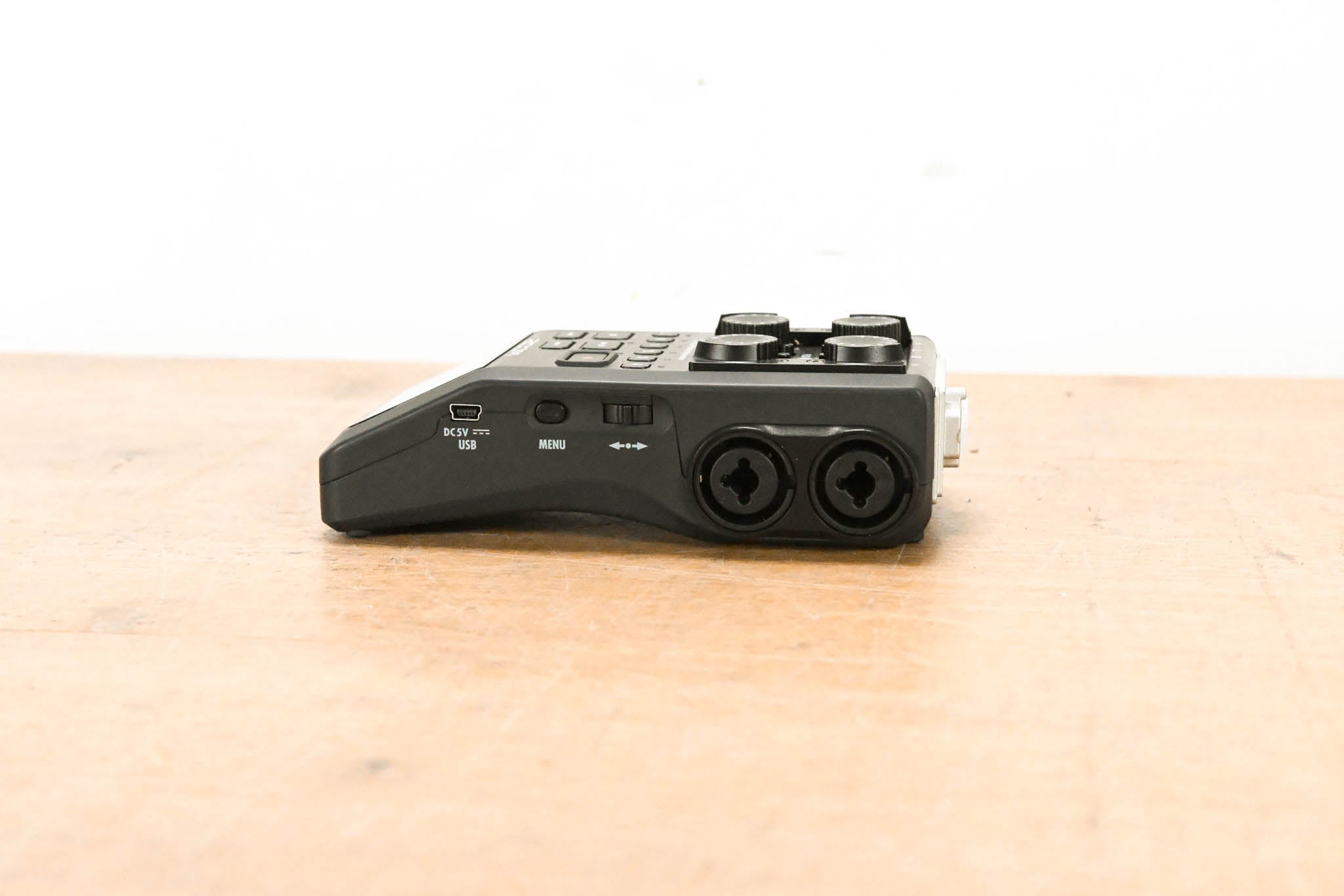 Zoom H6 6-CH Portable Handy Recorder w/ X/Y & Mid-Side Mic Attachments