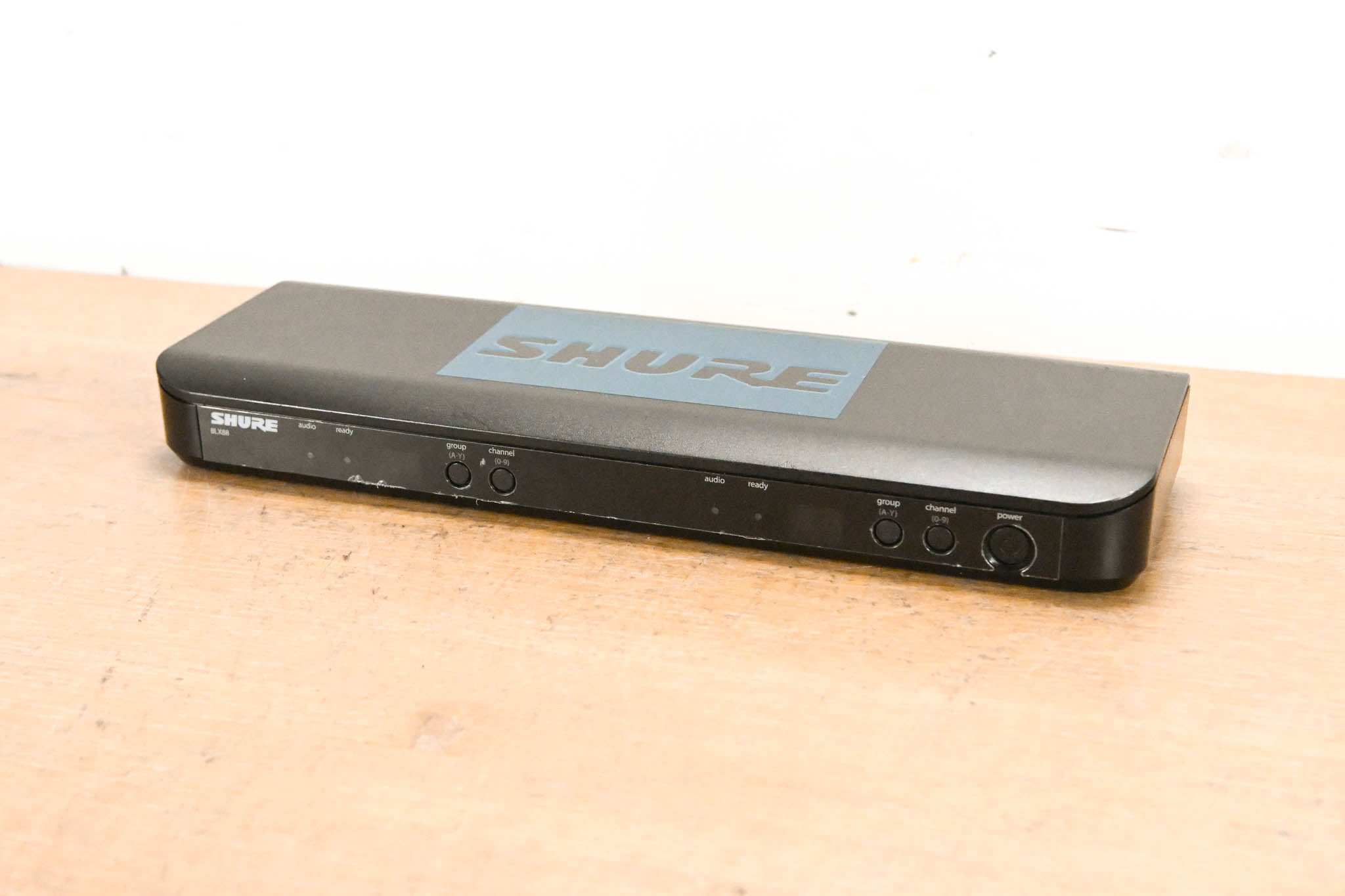 Shure BLX88 Dual Channel Wireless Receiver - H9 Band (NO POWER SUPPLY)