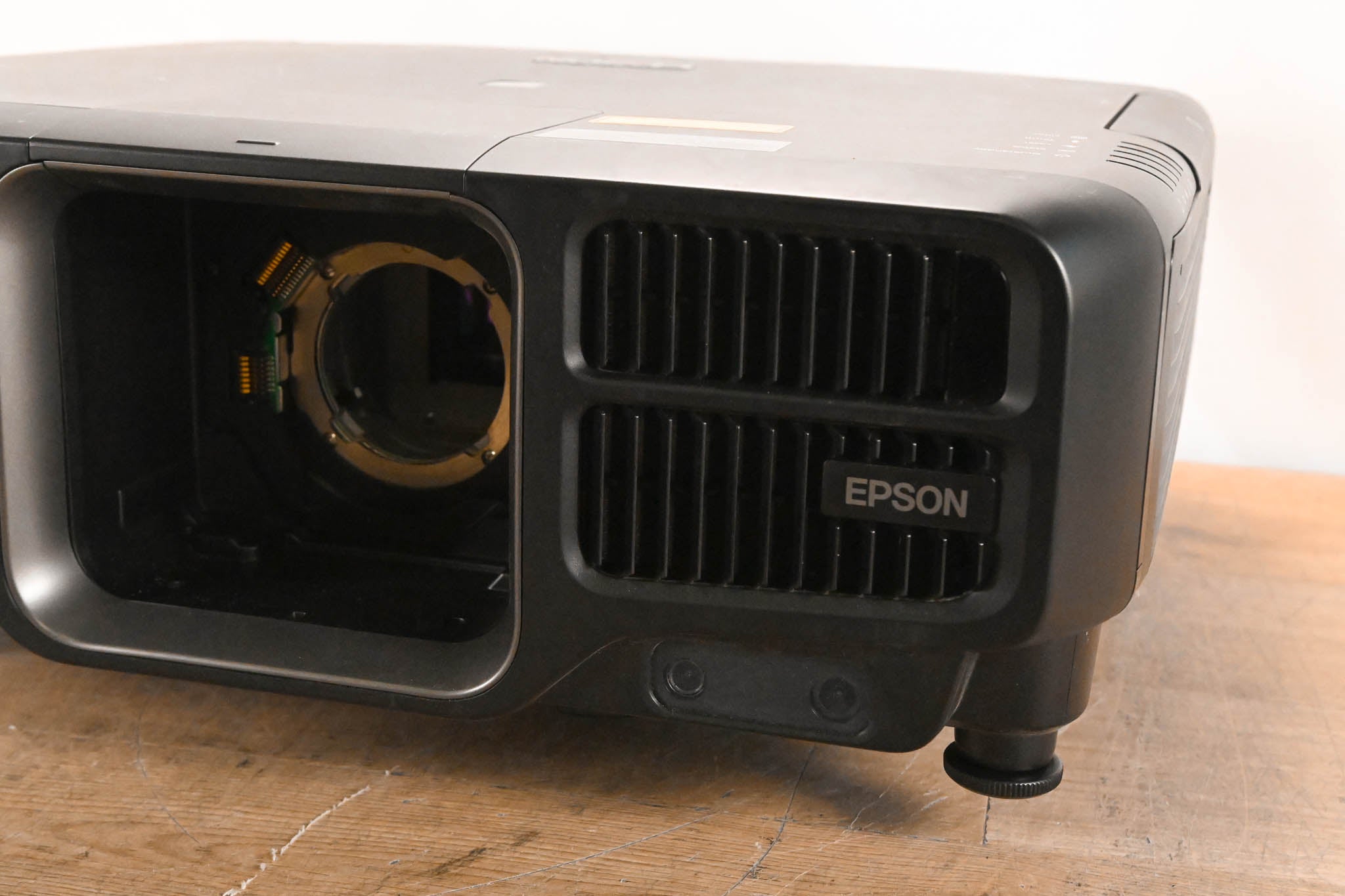 Epson Pro L1405U 8,000-Lumen Laser WUXGA 3LCD Projector