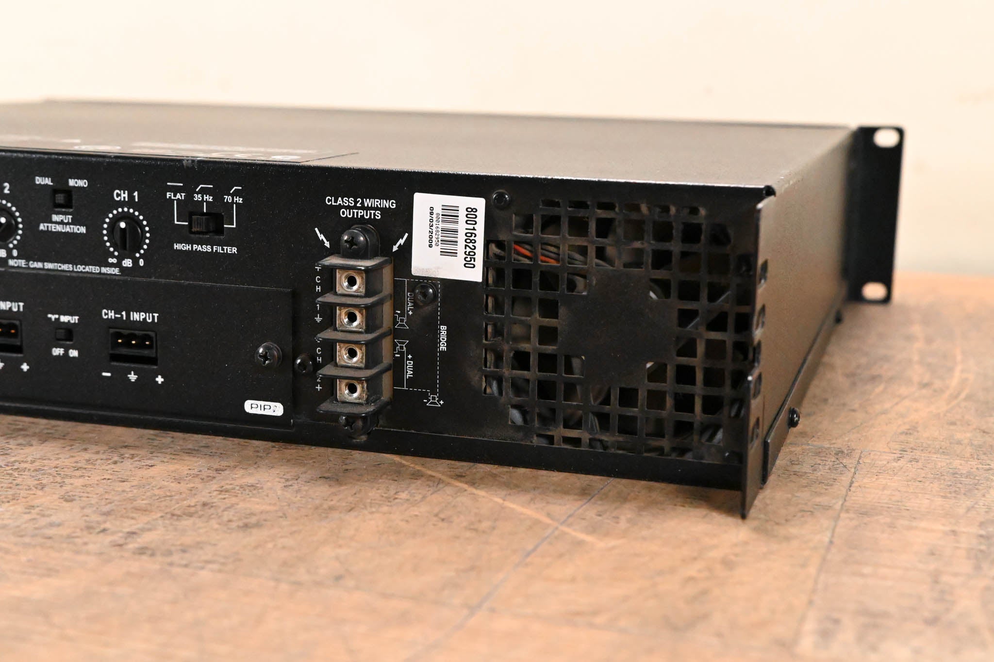Crown CTs 600 Two-Channel 300W Power Amplifier
