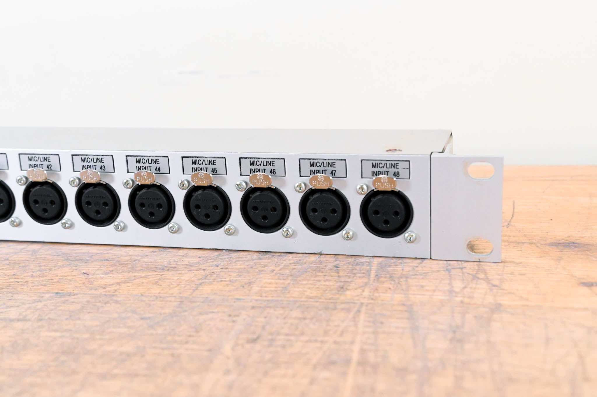 Studer D21m Modular I/O - 16x Mic/Line Inputs to 4x DB25 Connectors