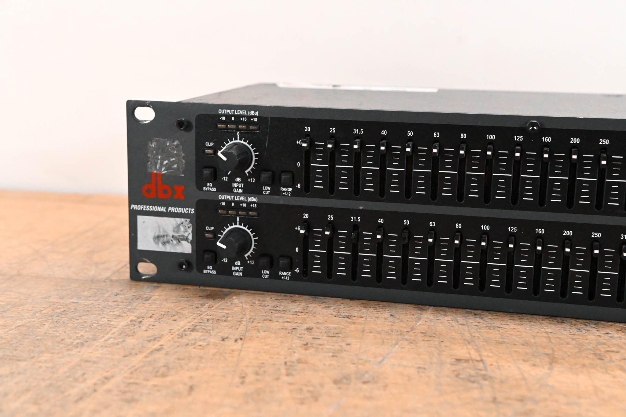 dbx 231 Dual-Channel 31-Band Graphic Equalizer